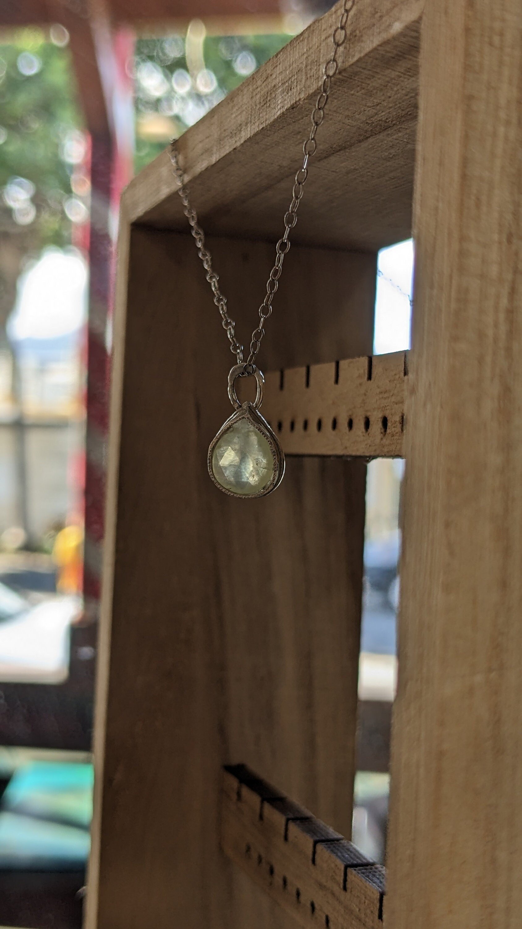 https://i.etsystatic.com/24658097/r/il/82733c/4521966359/il_fullxfull.4521966359_2y4v.jpg