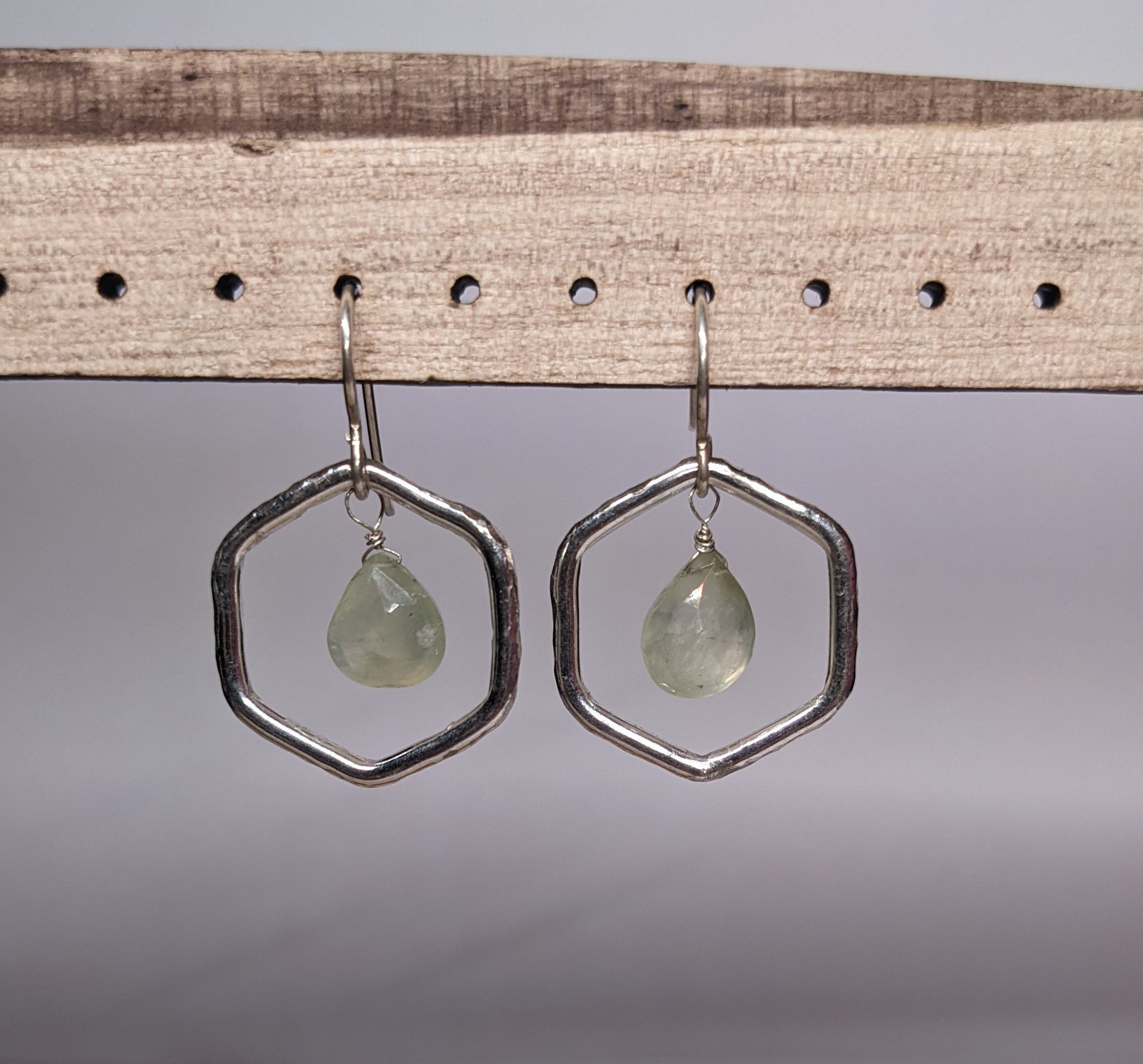 https://i.etsystatic.com/24658097/r/il/2676e3/4208645564/il_fullxfull.4208645564_9uza.jpg