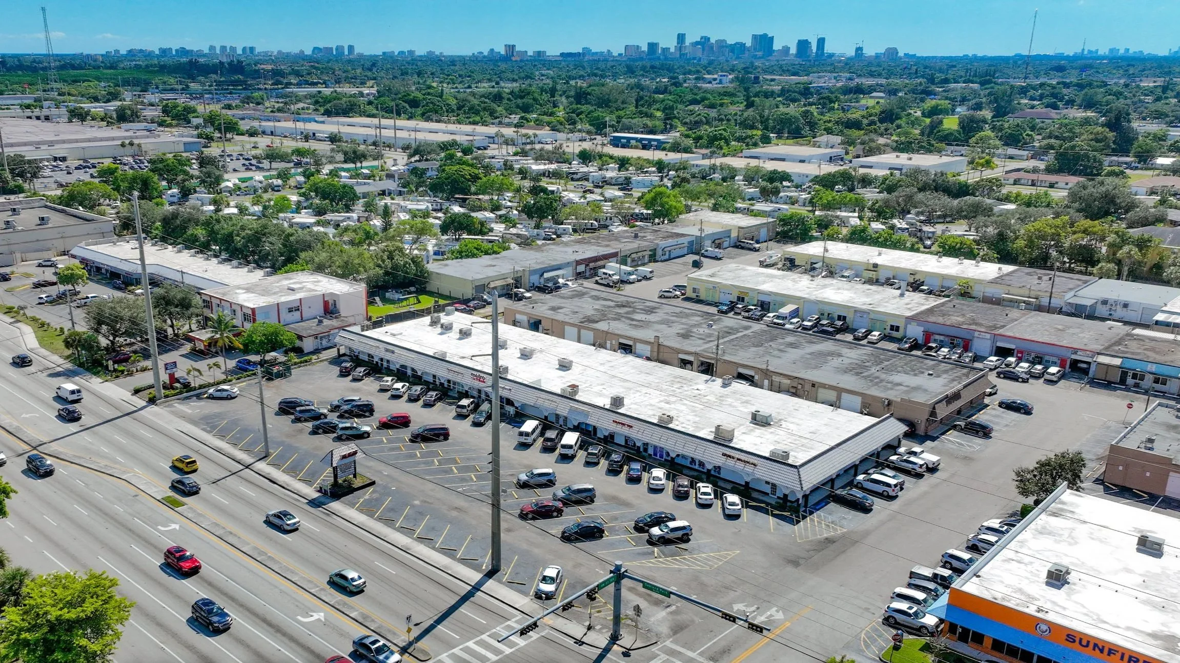 Flying Horse Investments Completes First Shopping Center Acquisition in South Florida