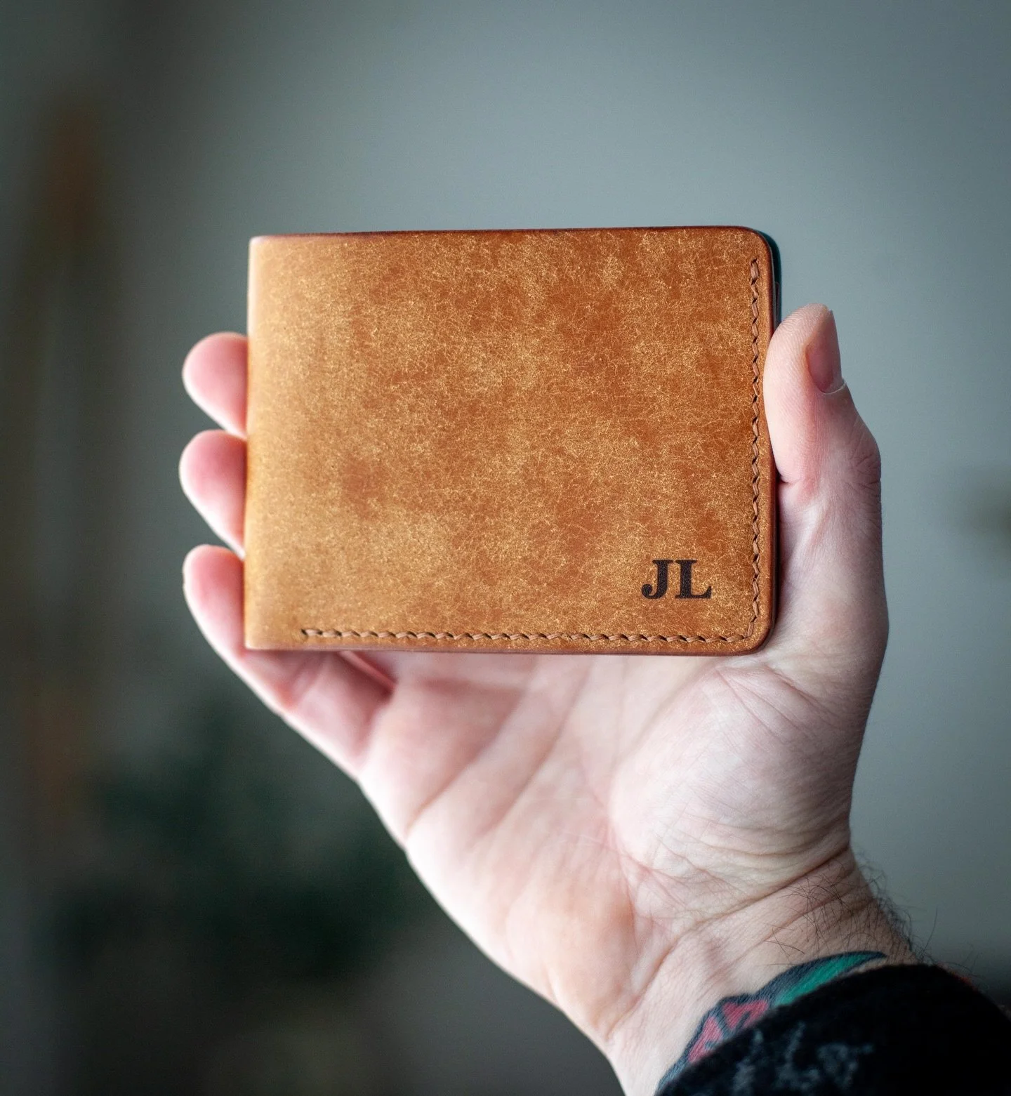 Another recent custom order

#leathercraft #puebloleather #fullgrainleather #vegtanleather #leatherwallet #wallet