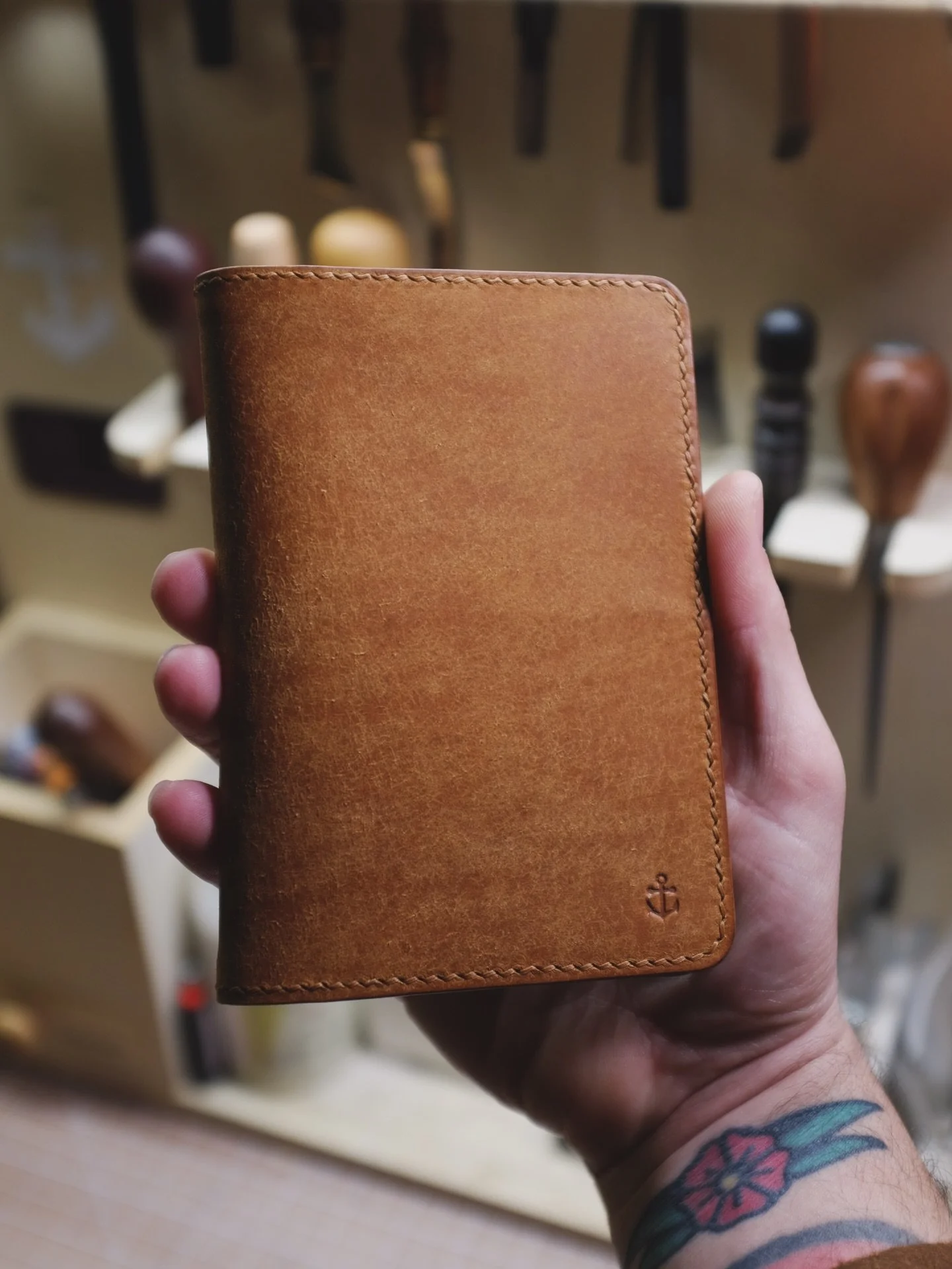 Passport wallet. Made with Pueblo full-grain veg-tan cowhide leather from Italy. 

#puebloleather #passportwallet #leathercraft #madeintheusa #fullgrainleather