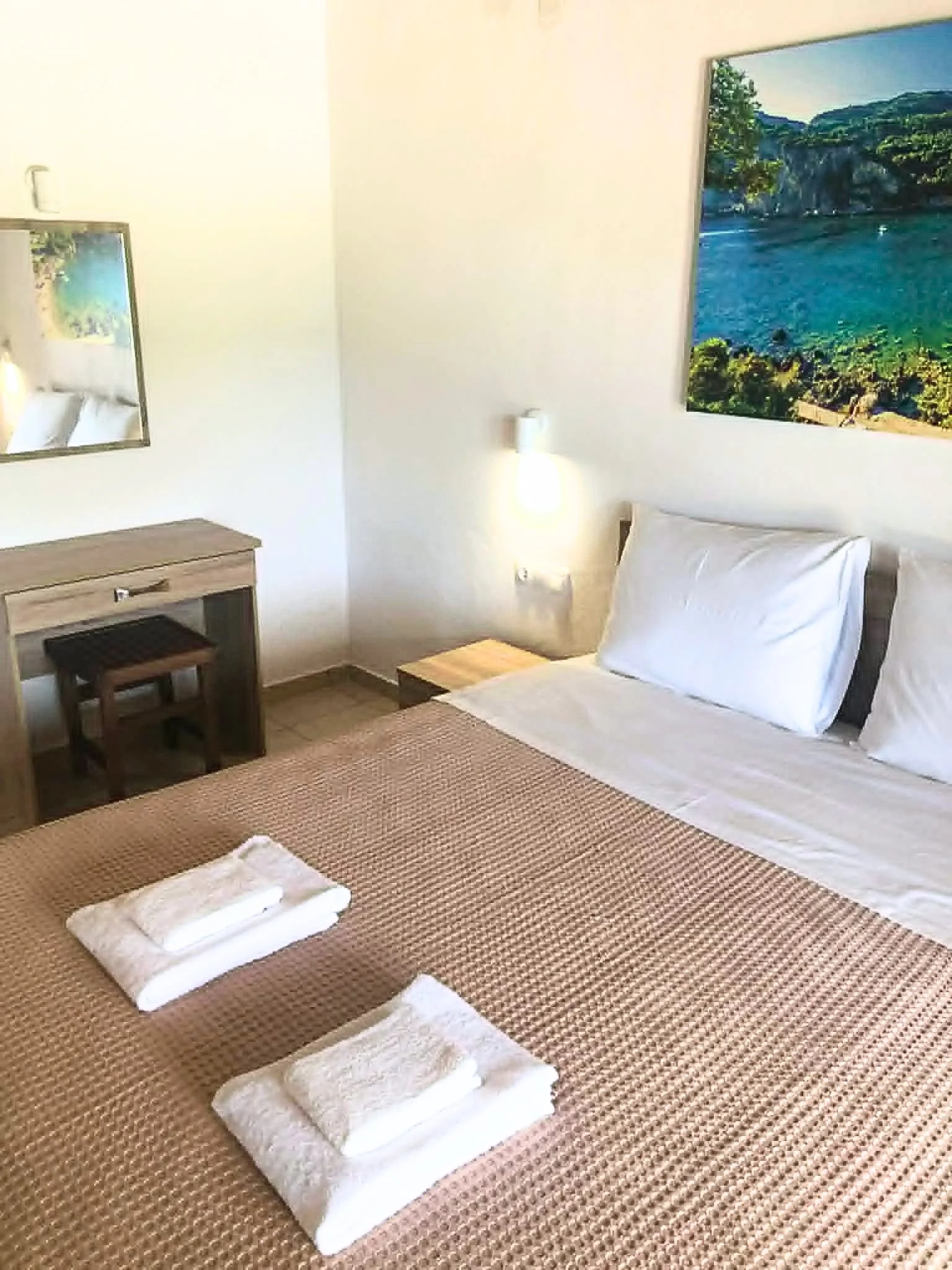 master bed 4.jpg