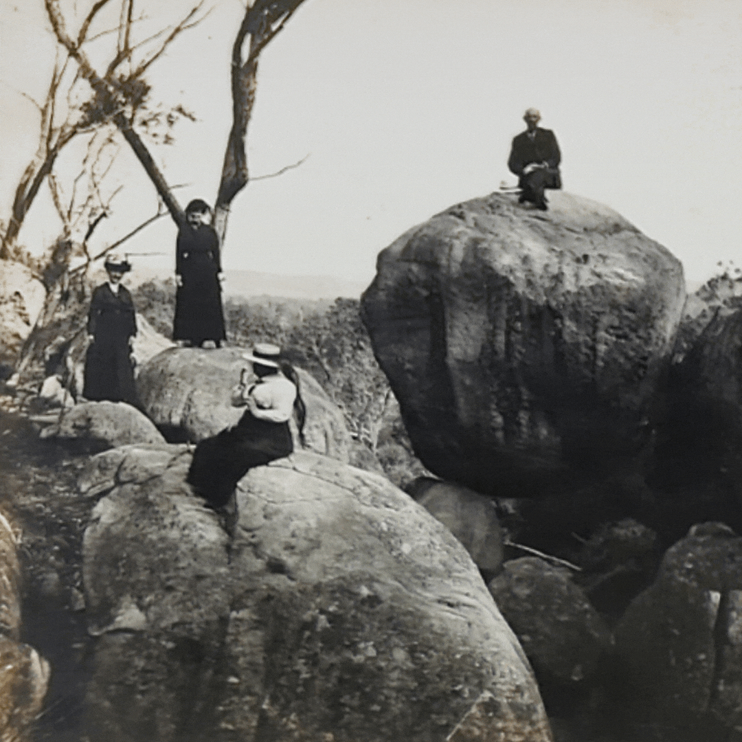 Mr &amp; Mrs Tate, Mrs Smith &amp; Mrs Shale, at the Cave rocks, Stanthorpe 25.2.1916