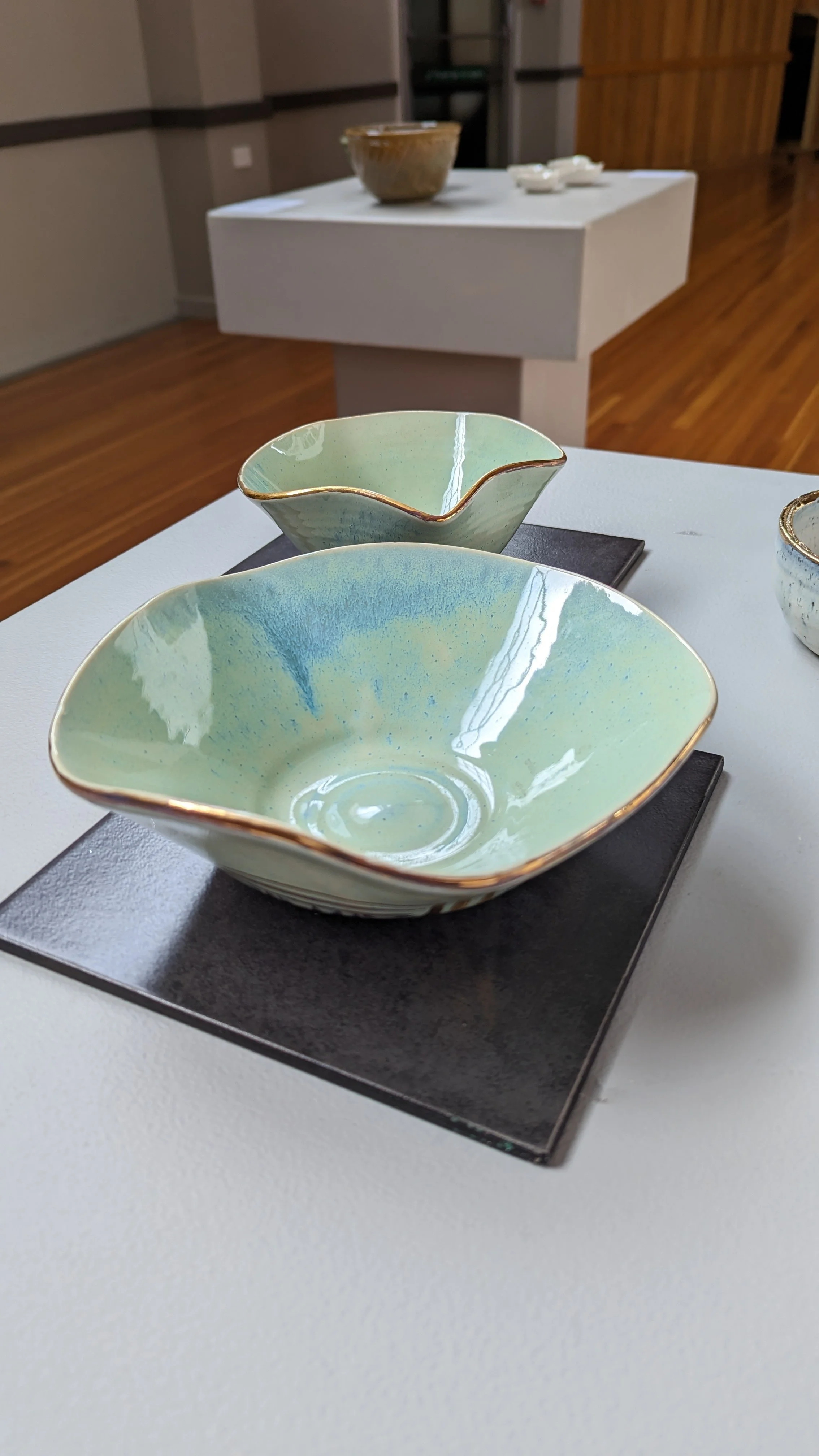 Wave Bowl with Lustre 2.jpg