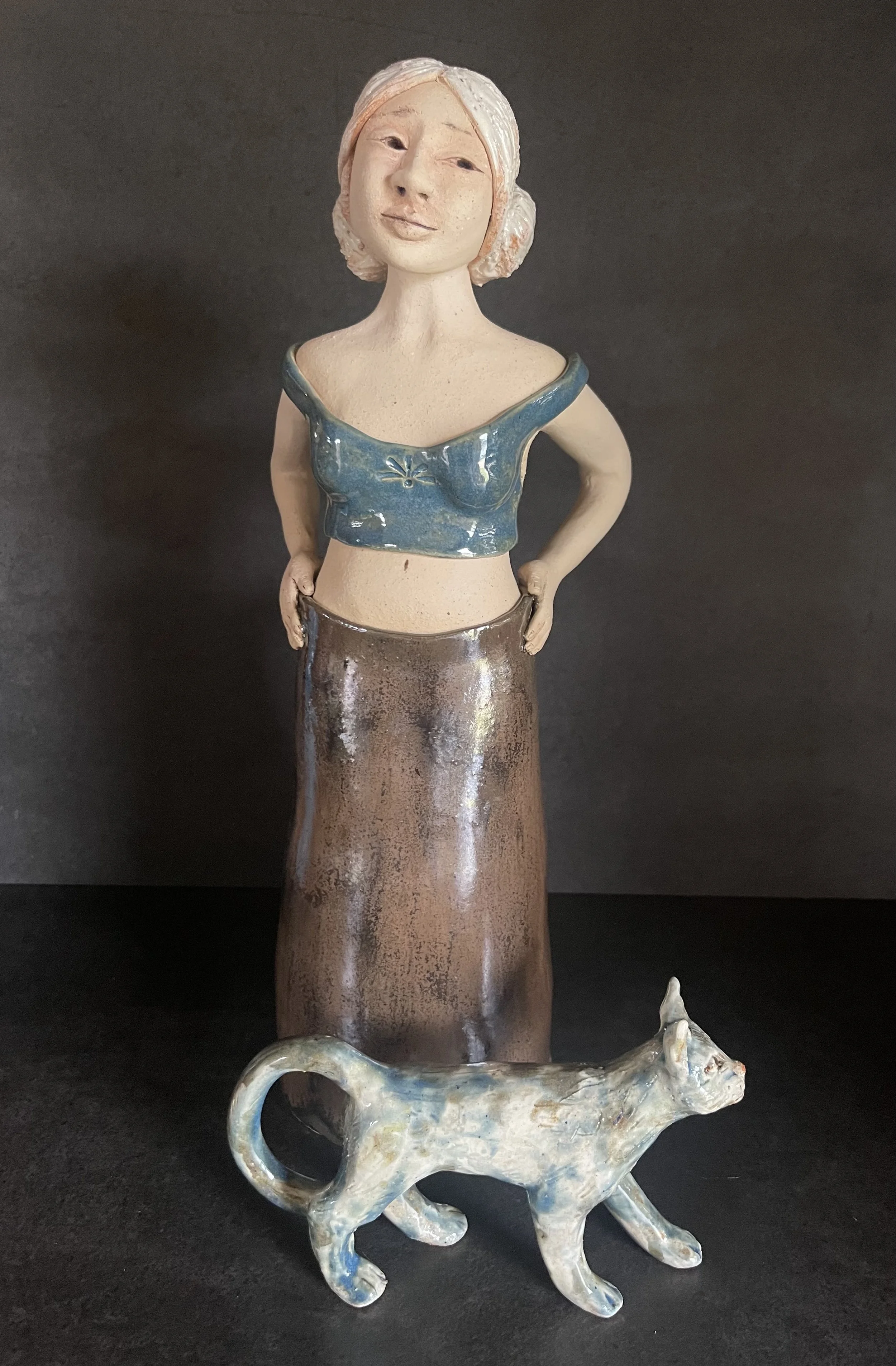 SOLD

Anna Louise Baden	Freya "Saskia and Bones"

White raku clay/ midfire glaze

38cm x 14xm $510
