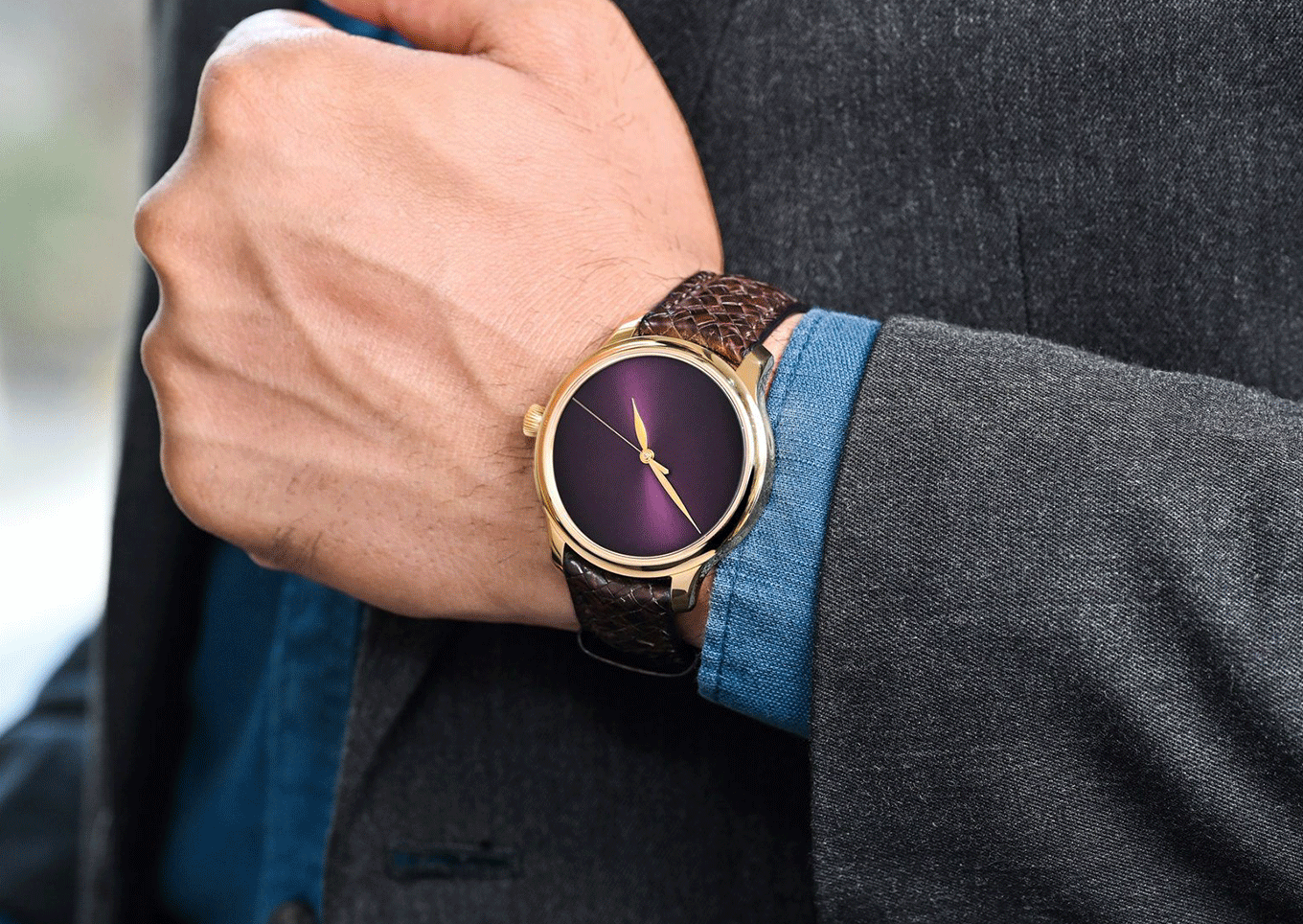Top 10 Watches for Wearing to the Office