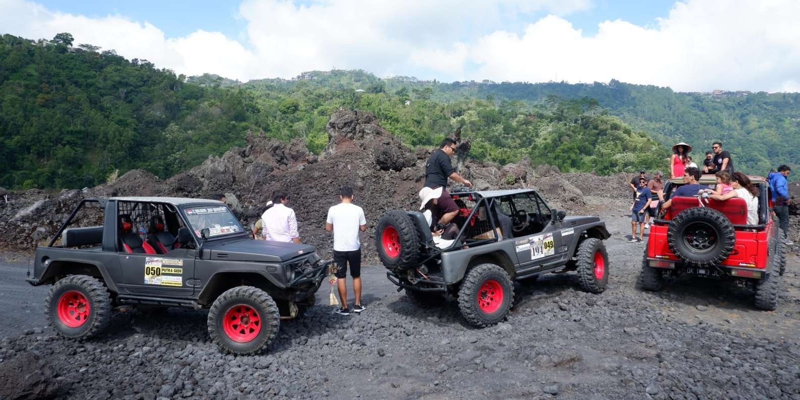 019-mt-batur-black-lava-jeep-tour-natural-hot-spring-3-t175089.jpg