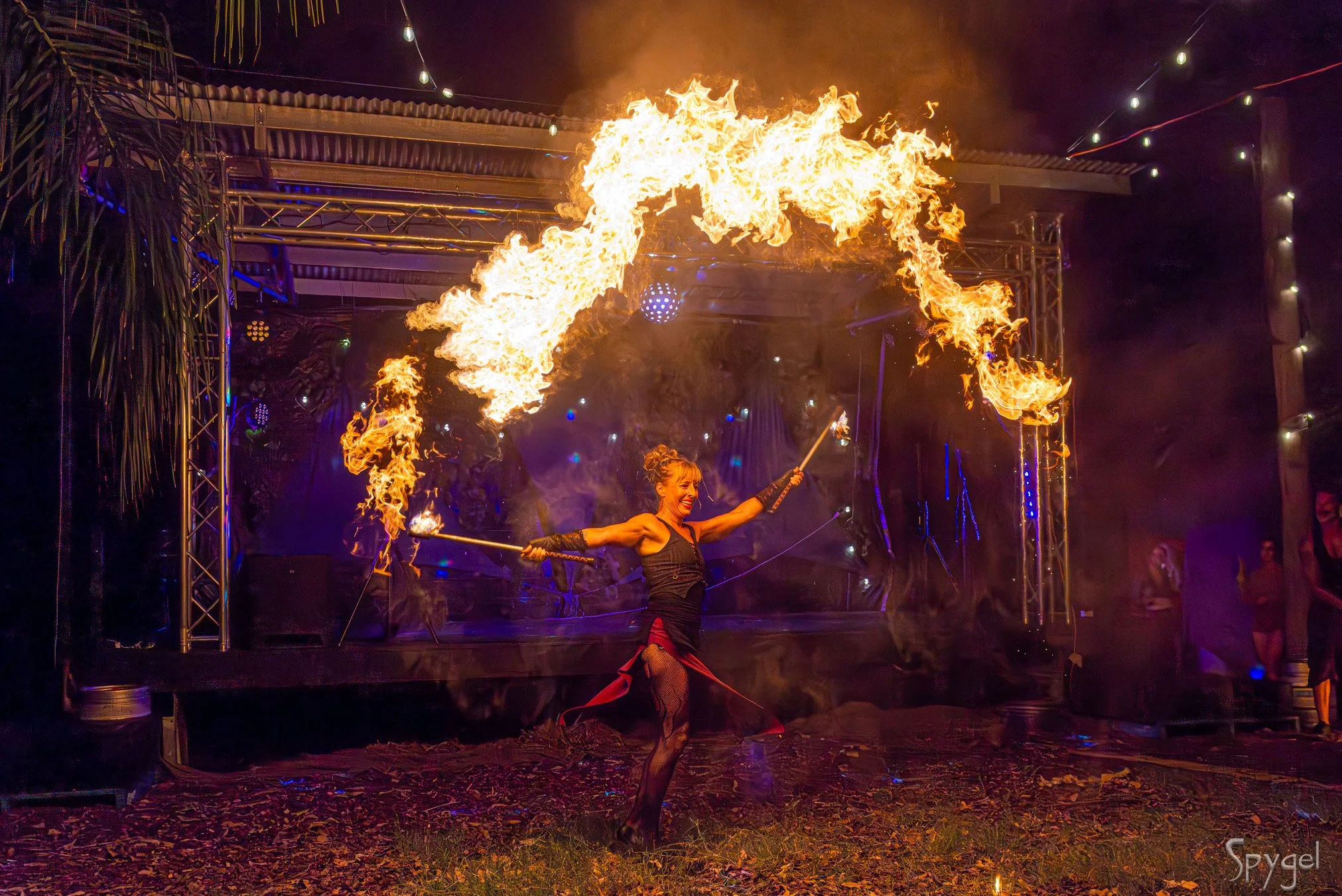 Wizard of Kingston festival fire performers 