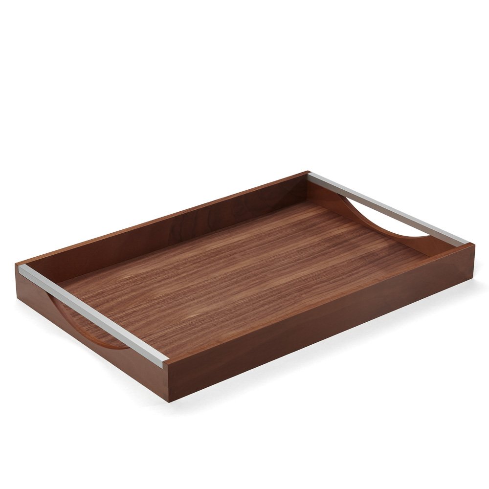 P 1561 serving-in-style2.jpg