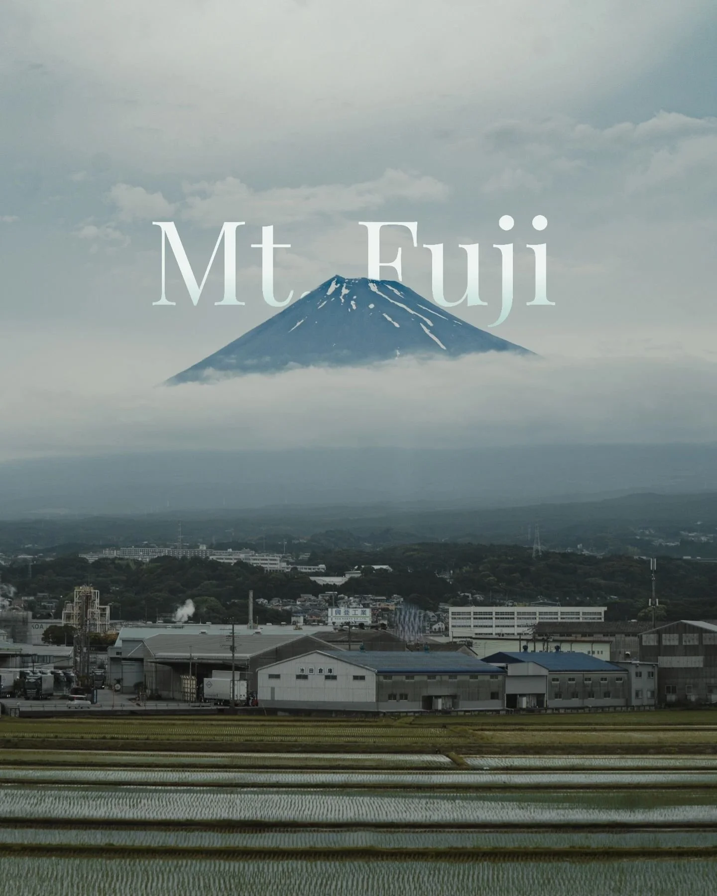 bucket list photo for me
.
.
.
This photo was from about 15 seconds of being able to see Mt. Fuji while on the Shinkansen from Kyoto to Tokyo. Still can't believe that the only time I was able to see Fuji was through a train window. Will definitely n