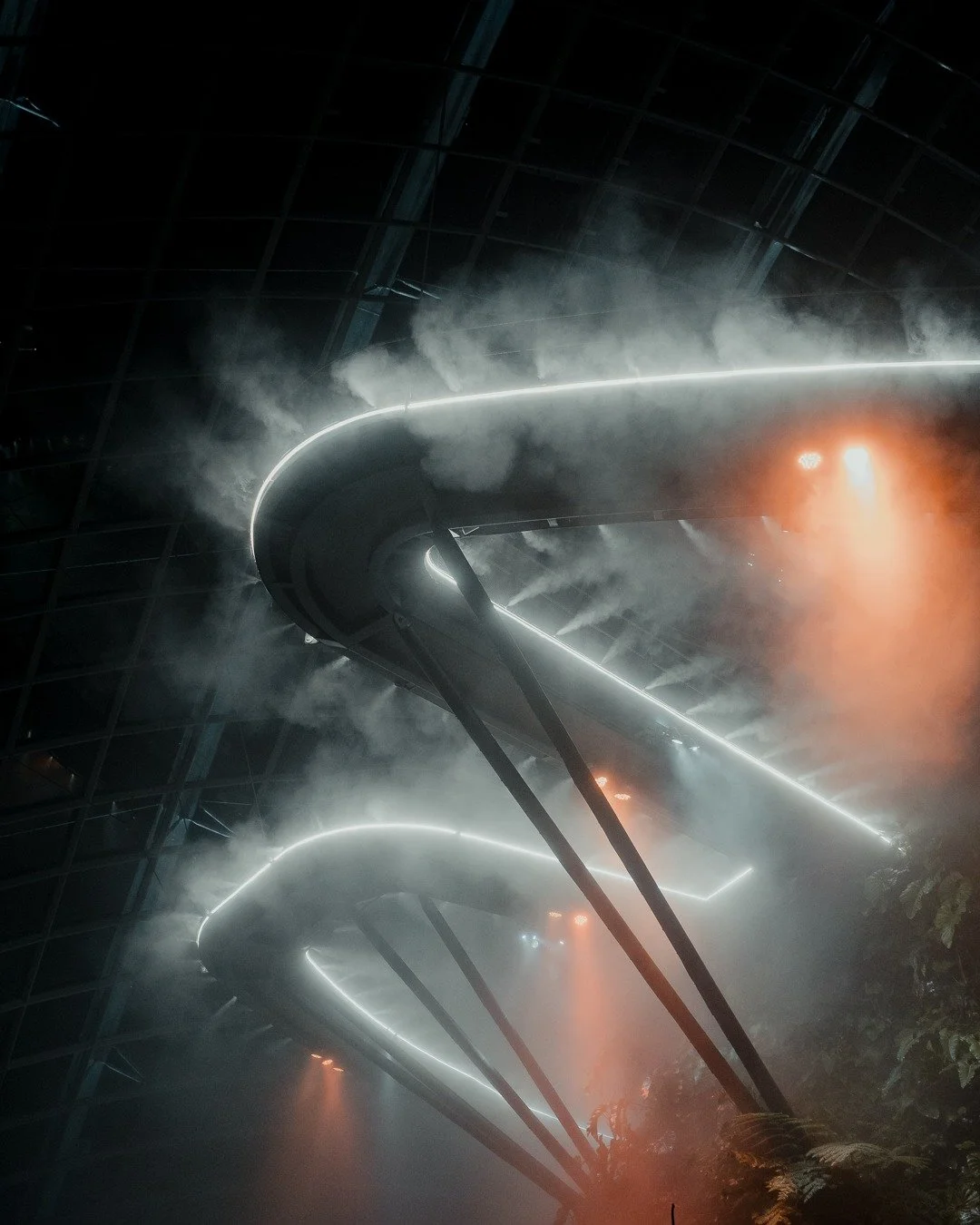 cloud forest ⛅ was cinematic af inside @gardensbythebay 
.
.
.
.
#gardensbythebay #cloudforest #singapore
