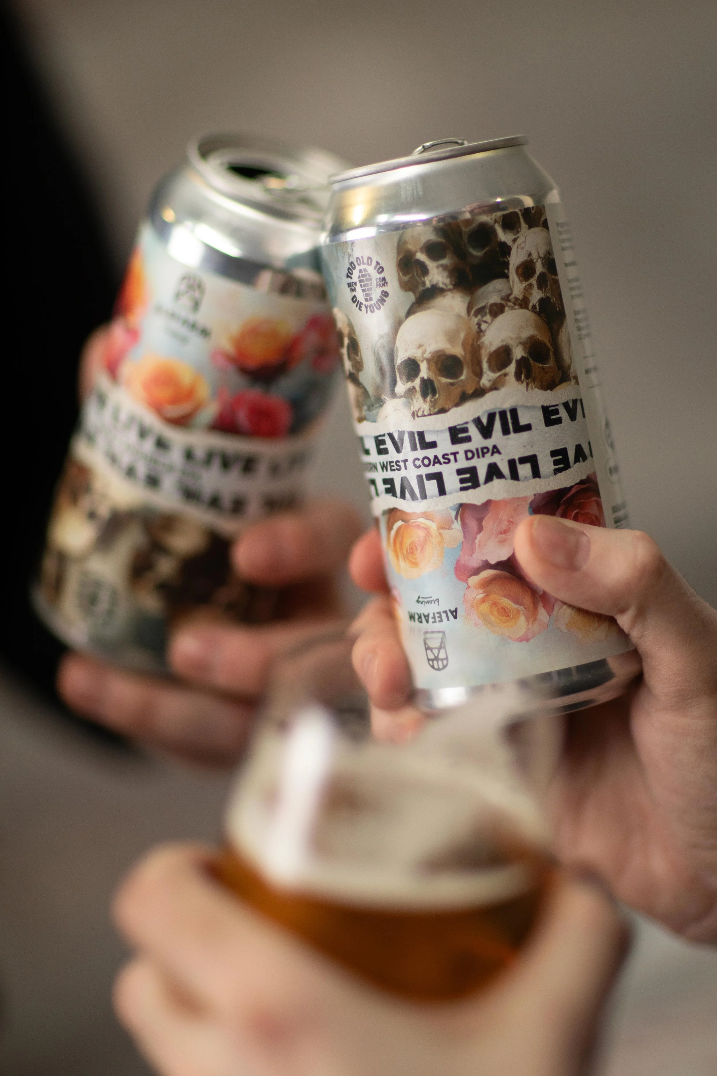 CHEERS_03.jpg