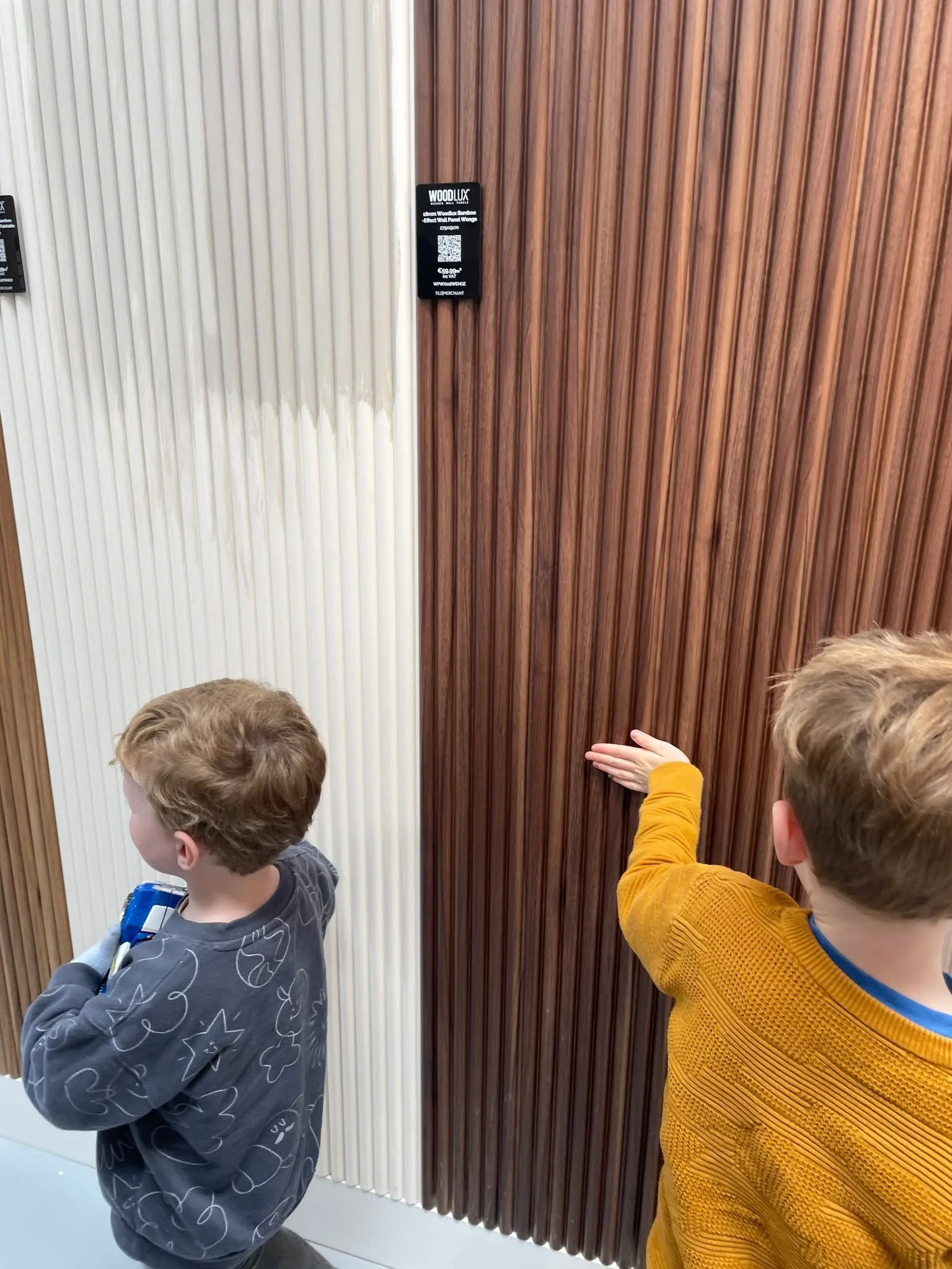 When you bring the little messers on a research trip to @tilemerchant ! 
A quick showroom visit with my kids to do some project research and gather a few new material samples for my sample box.

We had a good laugh when they realised the display bath