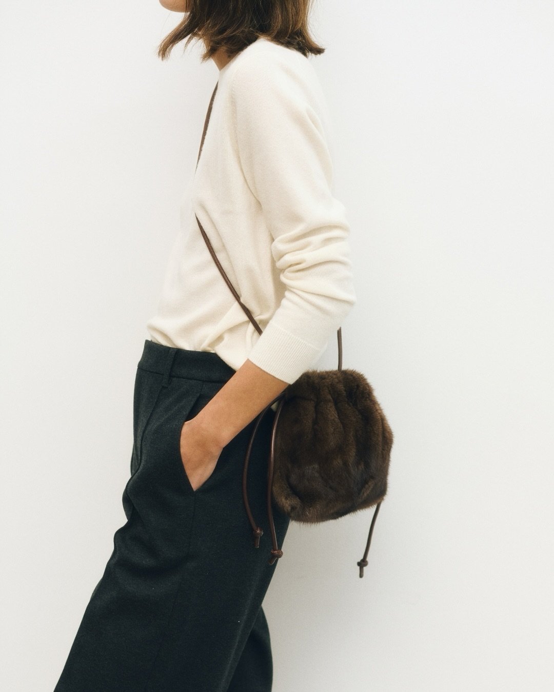 FUR BAG - Crafted from genuine recycled fur, this bag is made from jackets carefully sourced and hand-selected from around the world. Each piece of fur is repurposed in our atelier and transformed into a unique accessory.

maisonola.com