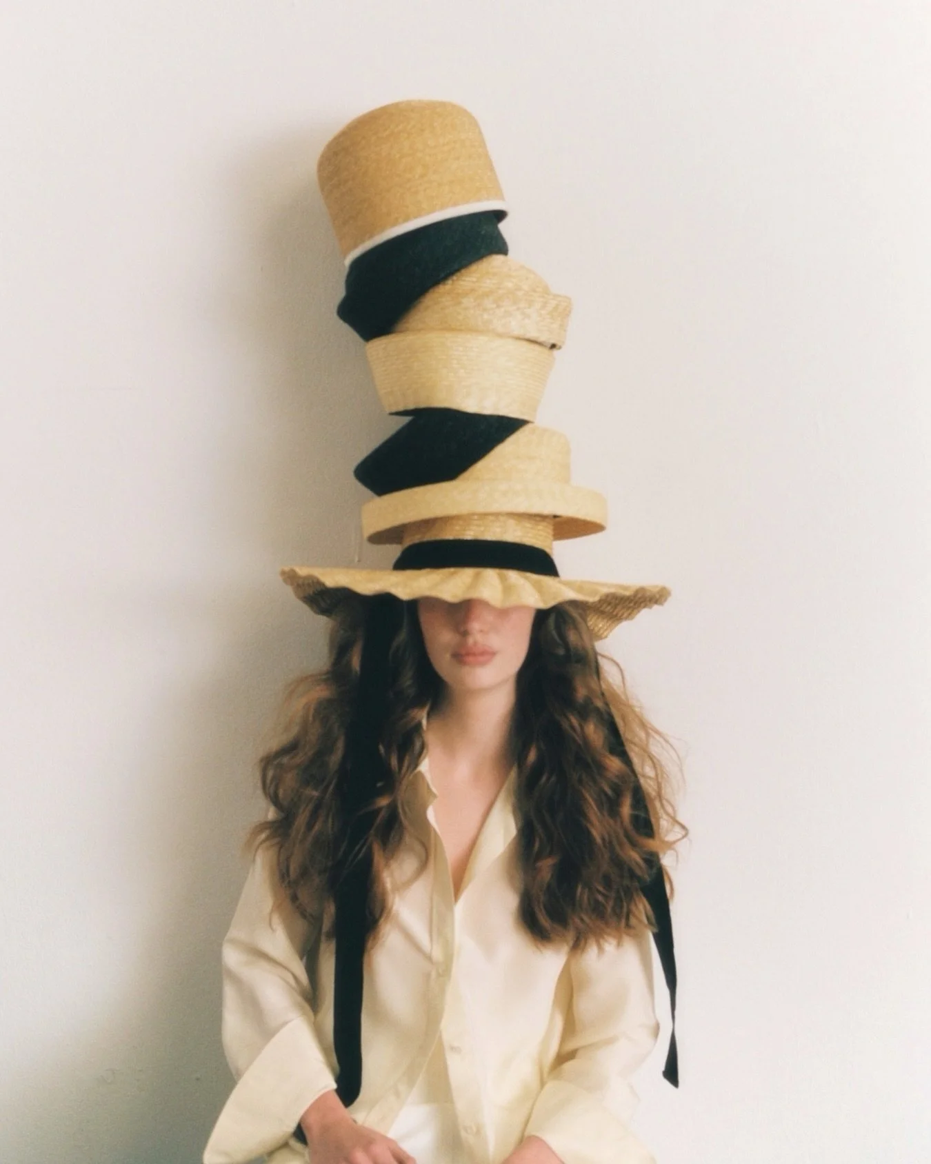 New SS26 collection 

Available at maisonola.com
and our boutique
33 Rue de Grenelle, Paris