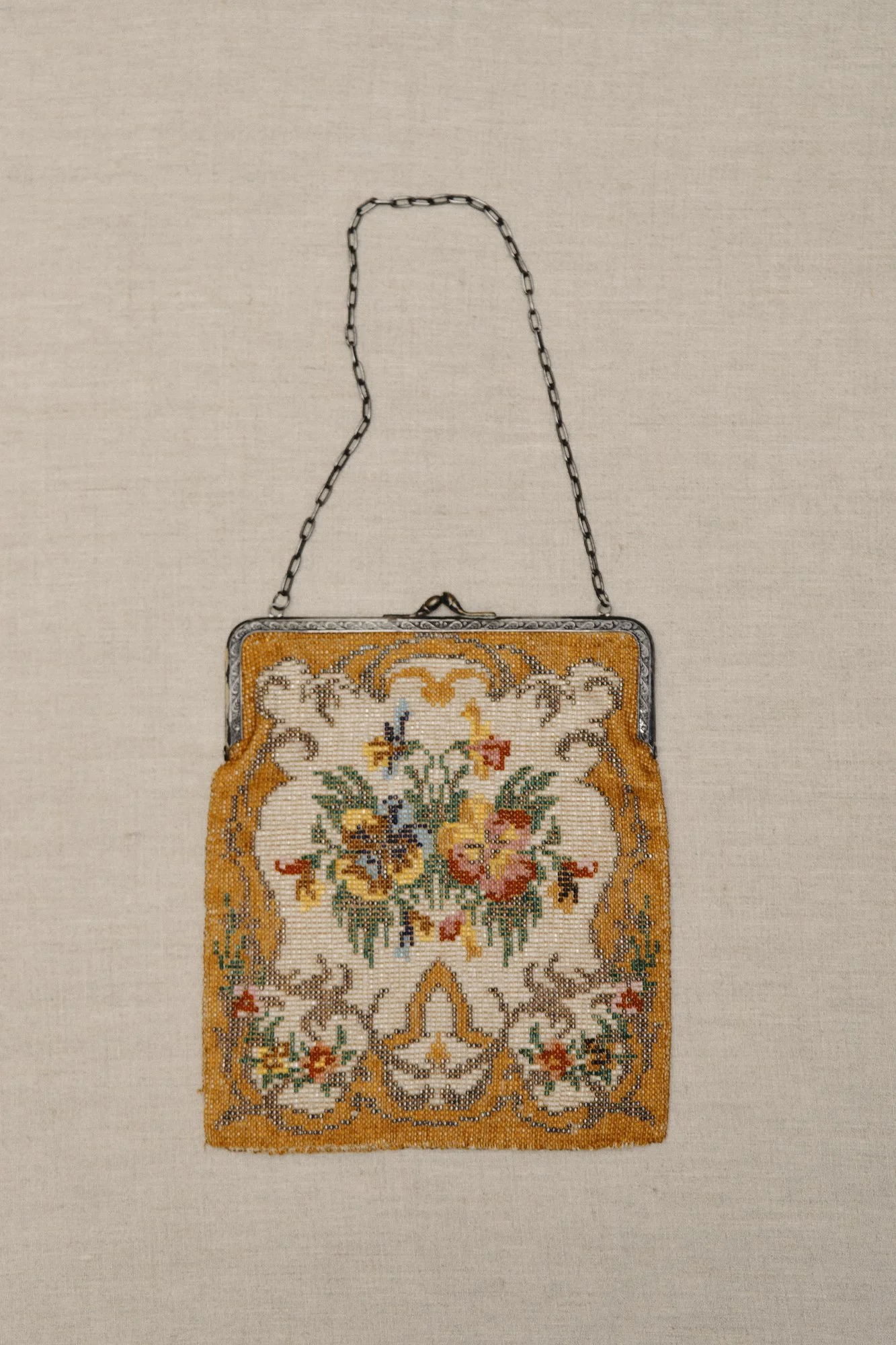 Vintage Find No. 04 — Bag