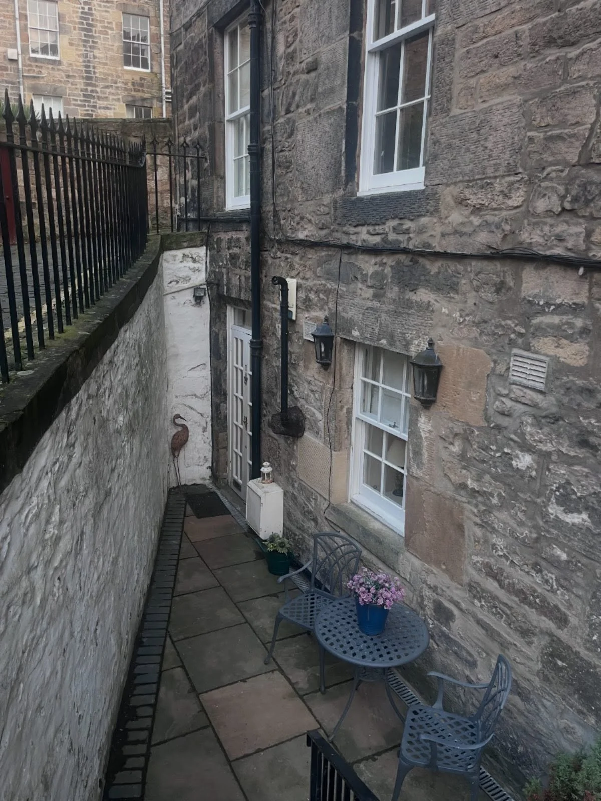 We have completed our @sabbatical_homes rental renovation in Edinburgh and are ready to welcome you in 2026