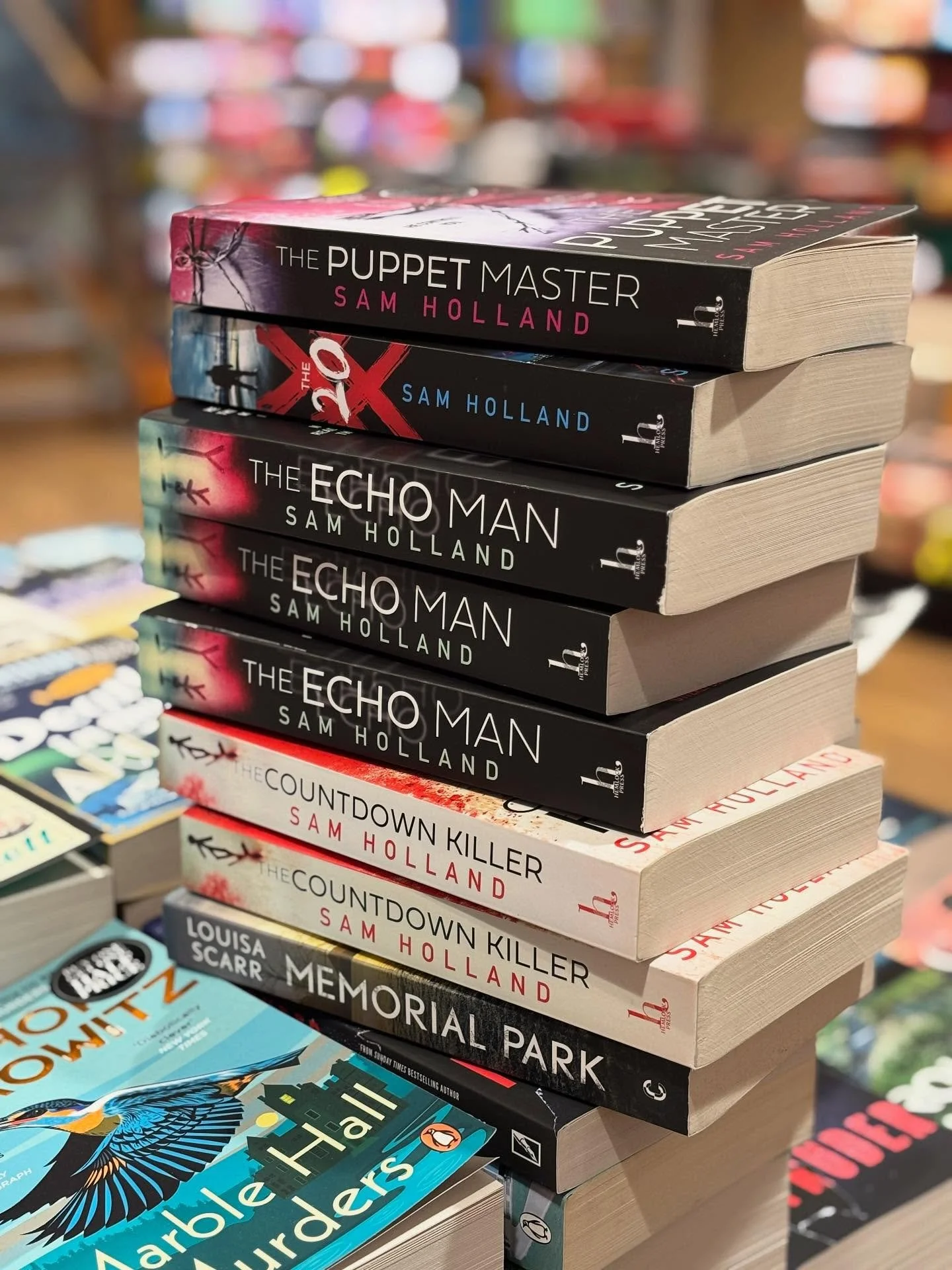 Popped into Portsmouth today to see the lovely booksellers in @waterstonesportsmouth and to sign some copies of Broken House - and anything I could get my hands on! Thank you for having me!
