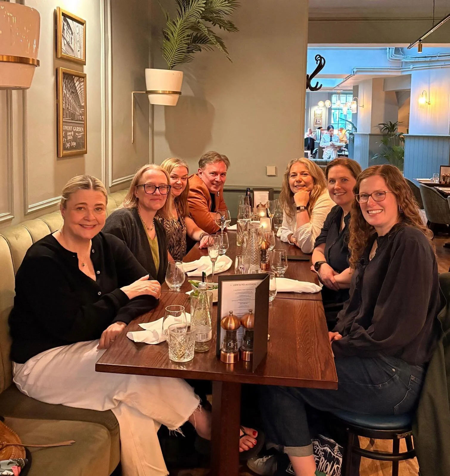 Such a brilliant not-a-launch dinner, celebrating the publication of The Killer in Room Five with gorgeous author friends! A lovely low pressure, fun evening! Thank you to everyone for coming. ❤️❤️