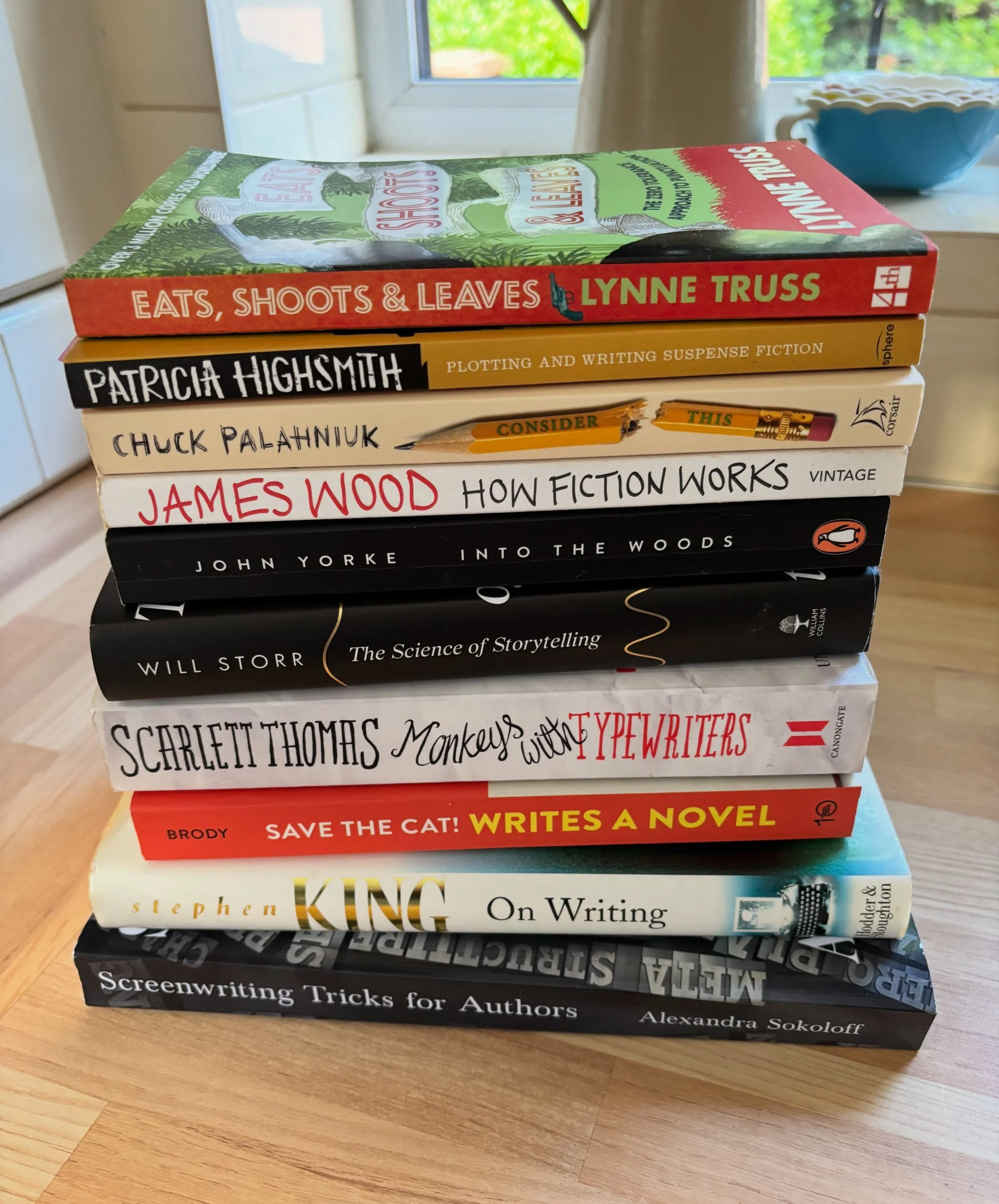 If you&rsquo;re starting out writing fiction, or have been doing it for years but fancy a refresher, here are the books on my &ldquo;writing craft&rdquo; shelf and a little guide to how much I enjoyed them.
There is no right or wrong to what you find