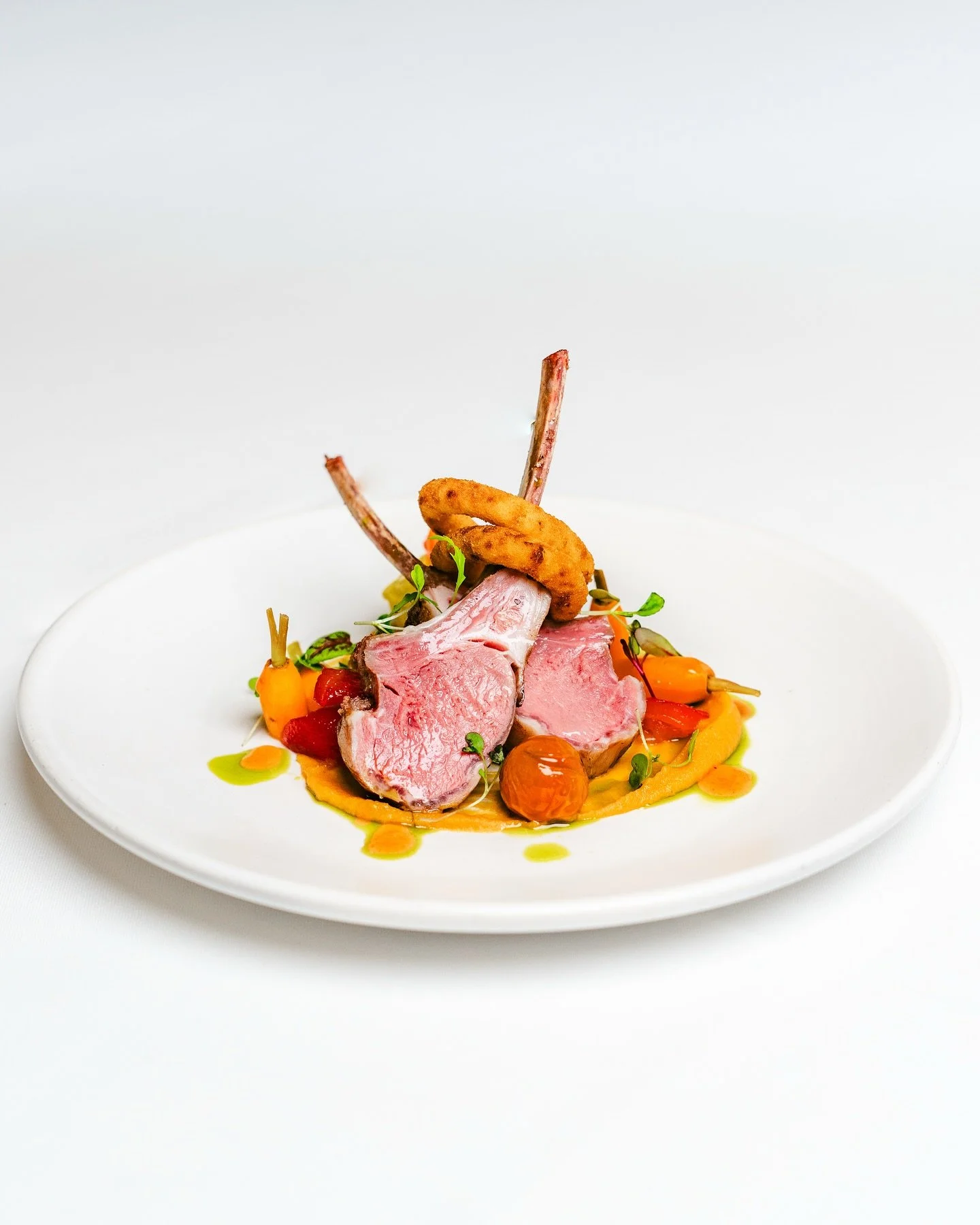 Photographing all of the amazing dishes and new menus at @marygreenmanor has been incredible&mdash; beautifully plated food and a dream to capture! 📸✨
&bull;
&bull;
&bull;
#FoodPhotography #MarygreenManor #EssexEats #FineDining #FoodieViews #brentwo