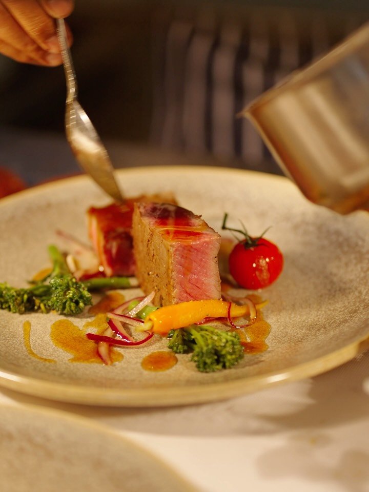 How good does this look? 🤤

A few clips I captured while creating content for @marygreenmanor ✨ Short, clean videos like this are perfect for social media and a great way for businesses to show off what they do best 🎥
&bull;
&bull;
&bull;
#Marygree