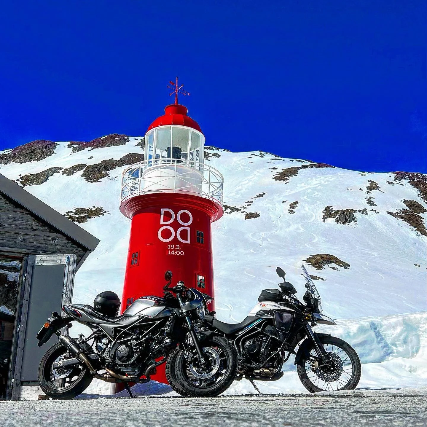 Two bikes one lighthouse 🚨💥

🐺🐺🐺🐺🐺🐺🐺🐺🐺🐺🐺🐺🐺🐺🐺

#triumph #triumphtiger #triumphmotorcycles #swissbiker #switzerland #bikelife #bikelifestyle #motorcycle #swiss #motorcycle #suzuki #oberalppass #adventurebikeriders #instabike #routedesg