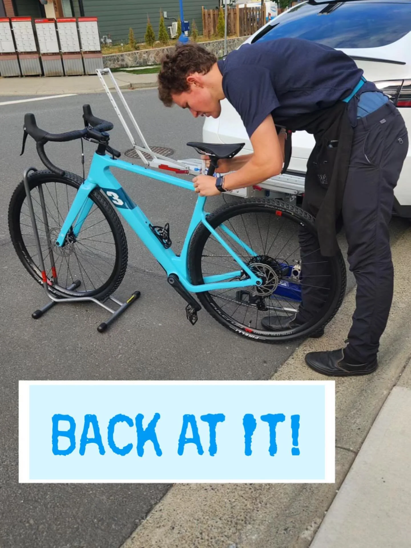 And we're back! Thanks to all my loyal customers for your patience and understanding while I was on holiday! Service appointments are open once again, and fall/winter turn around times should be prompt!

Tons of fenders (Gravel, Road, and even MTB) i