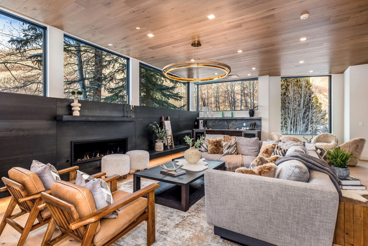 Sunburst Fairway Residence Living Room 2