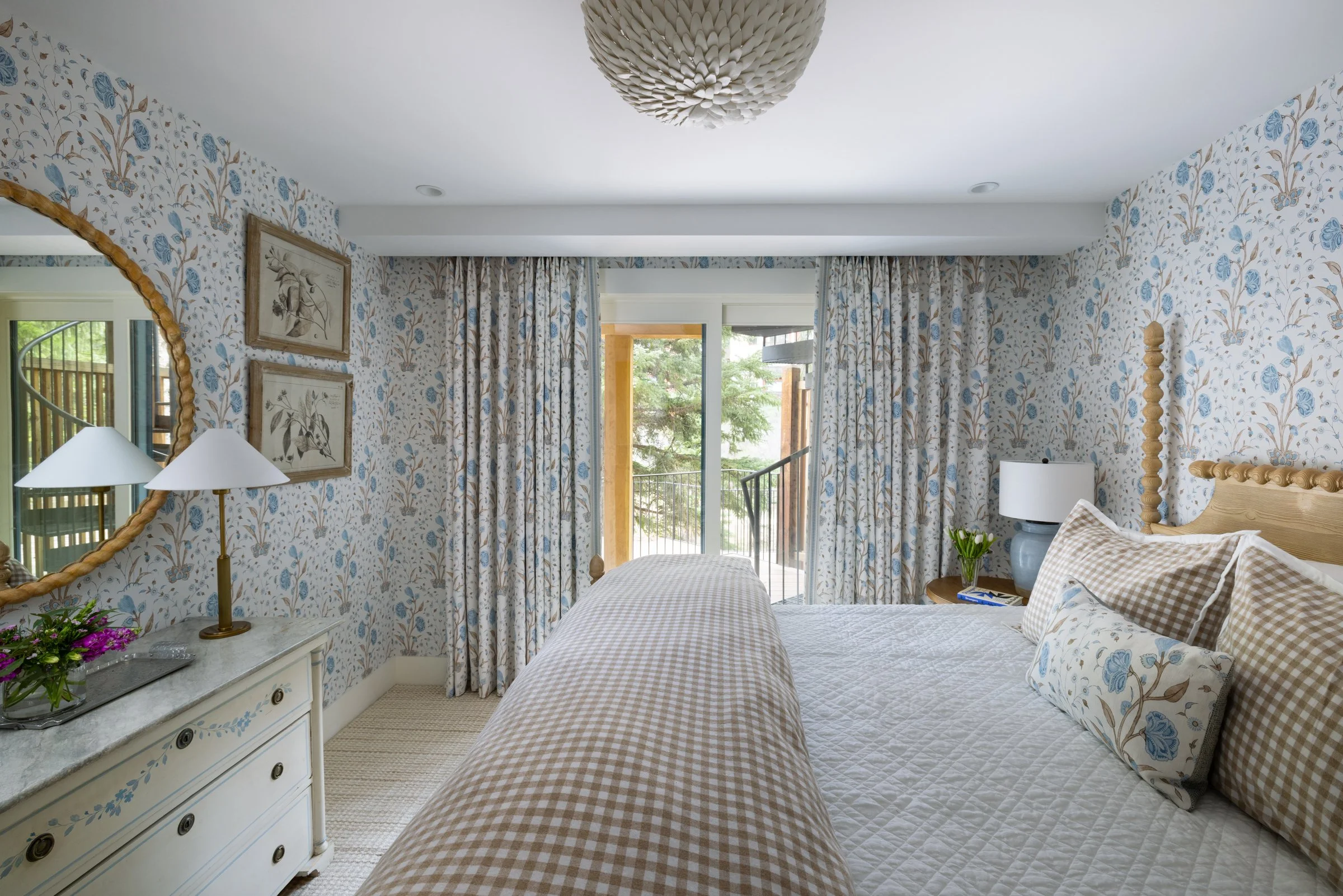 TexasTownhomes_GuestRoom2.jpg