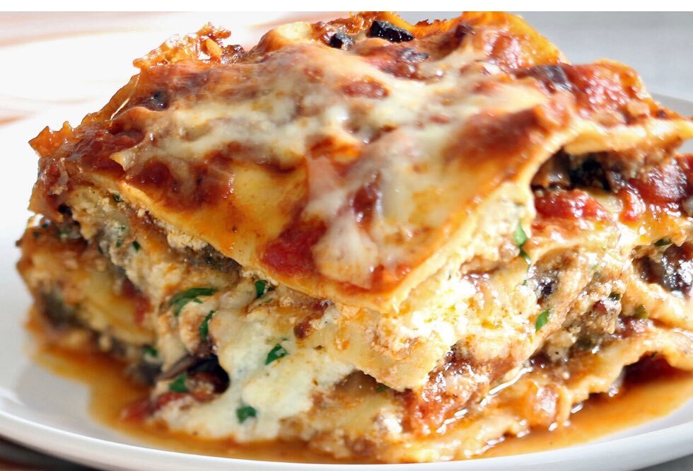 Thursday Lunch Special Homemade Lasagna from 11:00-2:00.
#eatatmurphys #fayettecounty #winchestertexas