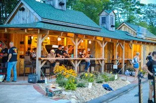 Barnyard Venue3.jpg