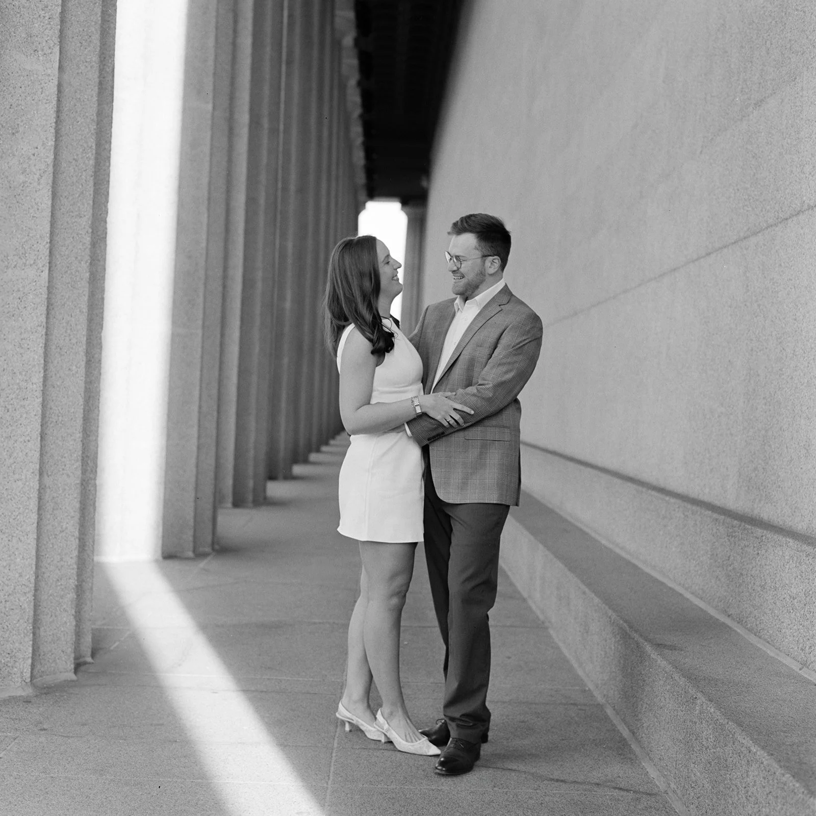 nashville-film-engagement-photos-parthenon-16.jpg