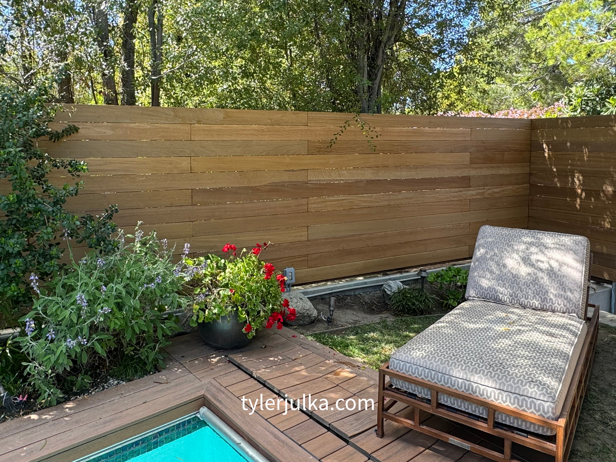 Golden Balau | Horizontal Privacy Fence — Long Beach
