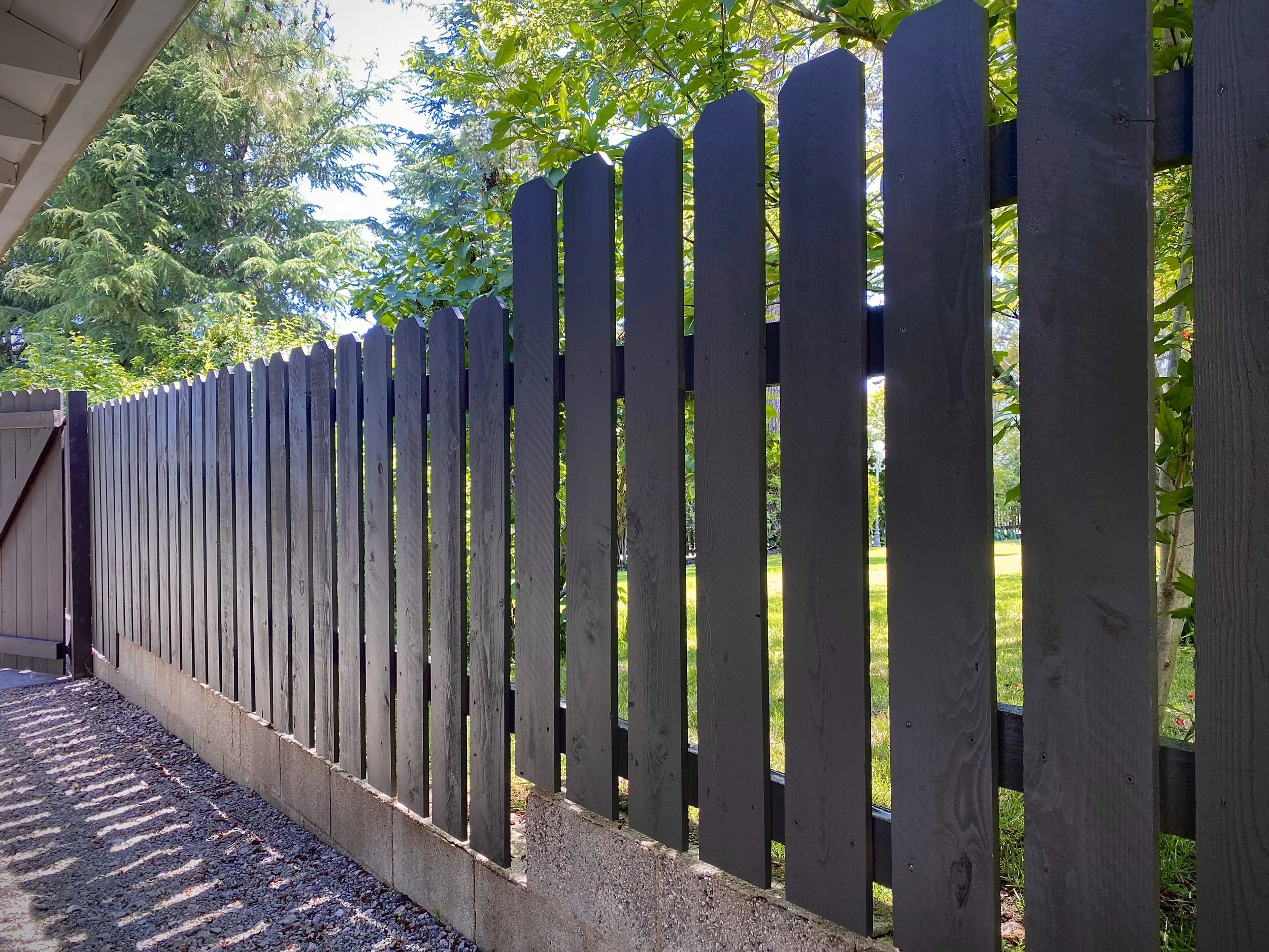 Black Cedar Dog Ear Semi-Privacy Fence