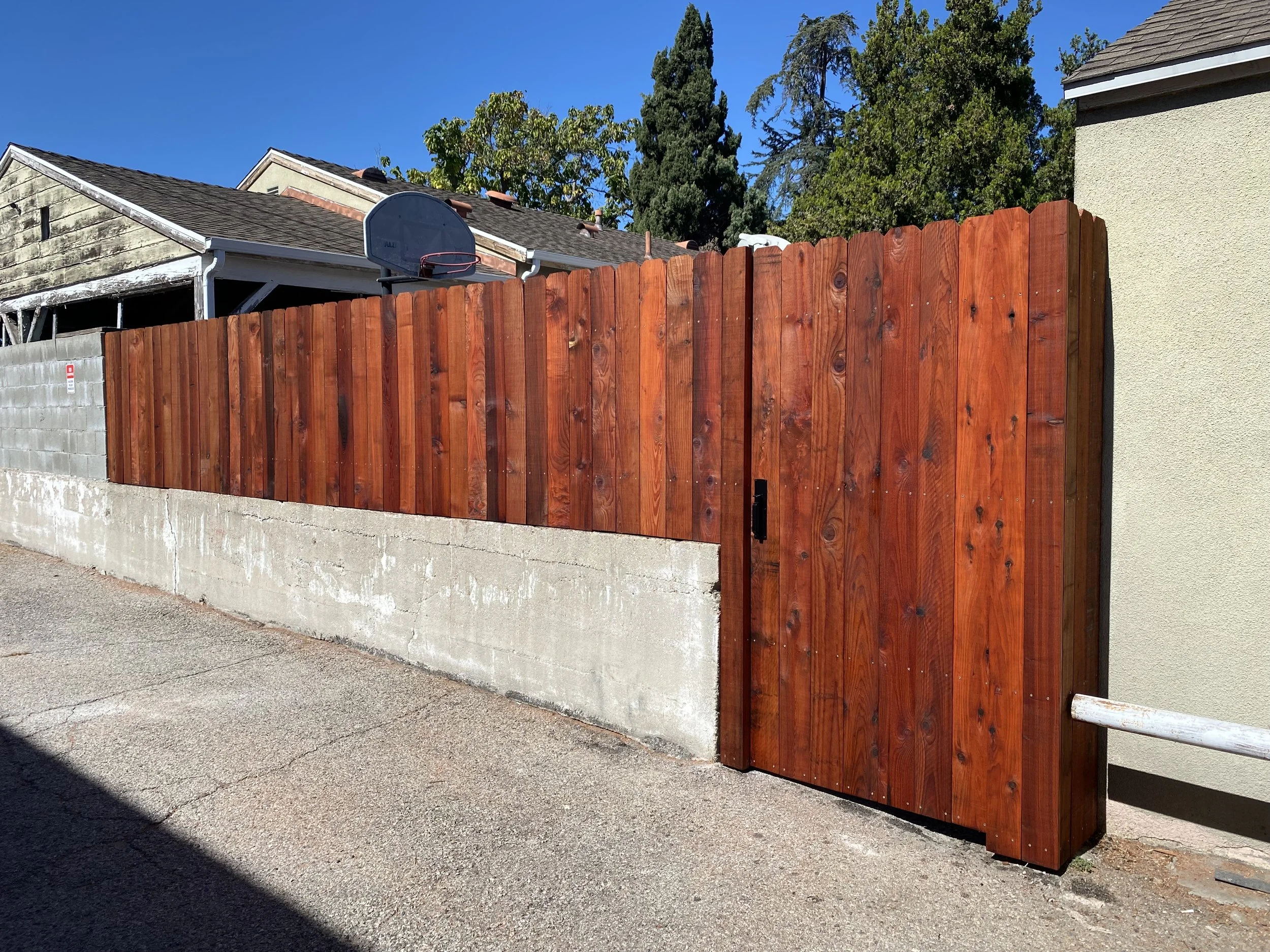 Redwood Dog Ear Privacy Fence and Gate