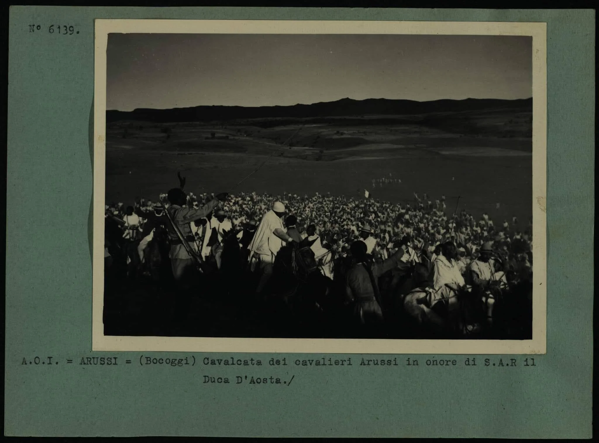 በጣሊያኑ ገዢ ዳኦስታ የተሾመው የአሩሲ ልዑል በጣሊያን ጉብኝት ለማድረግ ሄዶ ነበር
https://youtu.be/cGq1kOf5R2o