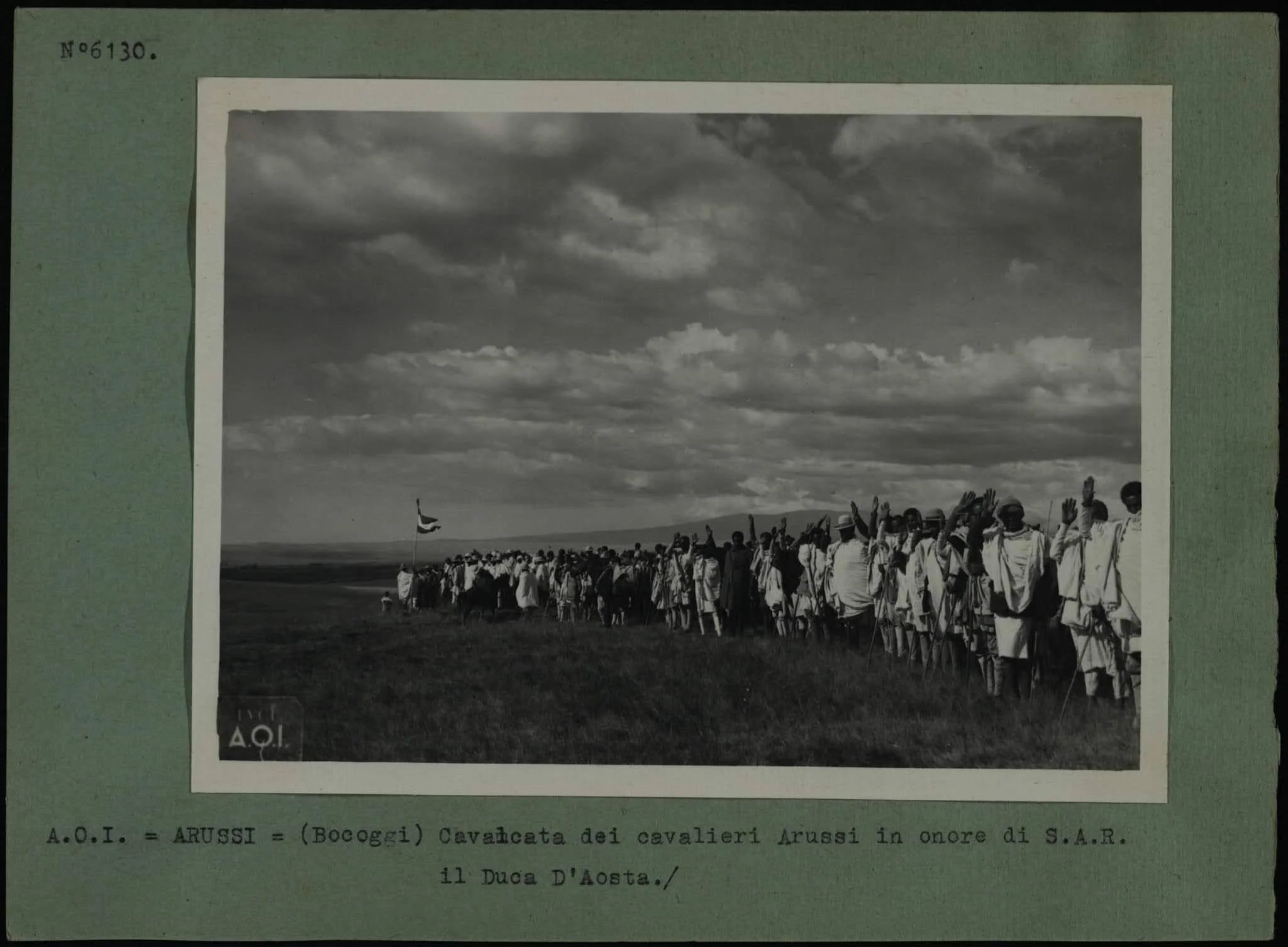 የጣሊያኑ ገዢ ዳኦስታ በቆጂን በጎበኘበት ወቅት የተደረገለት አቅርባበል። 1932/1933 ዓም አካባቢ
https://youtu.be/cGq1kOf5R2o