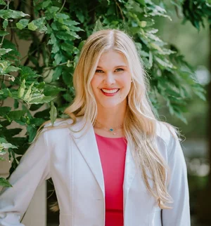 Dr. Natalie Crawford