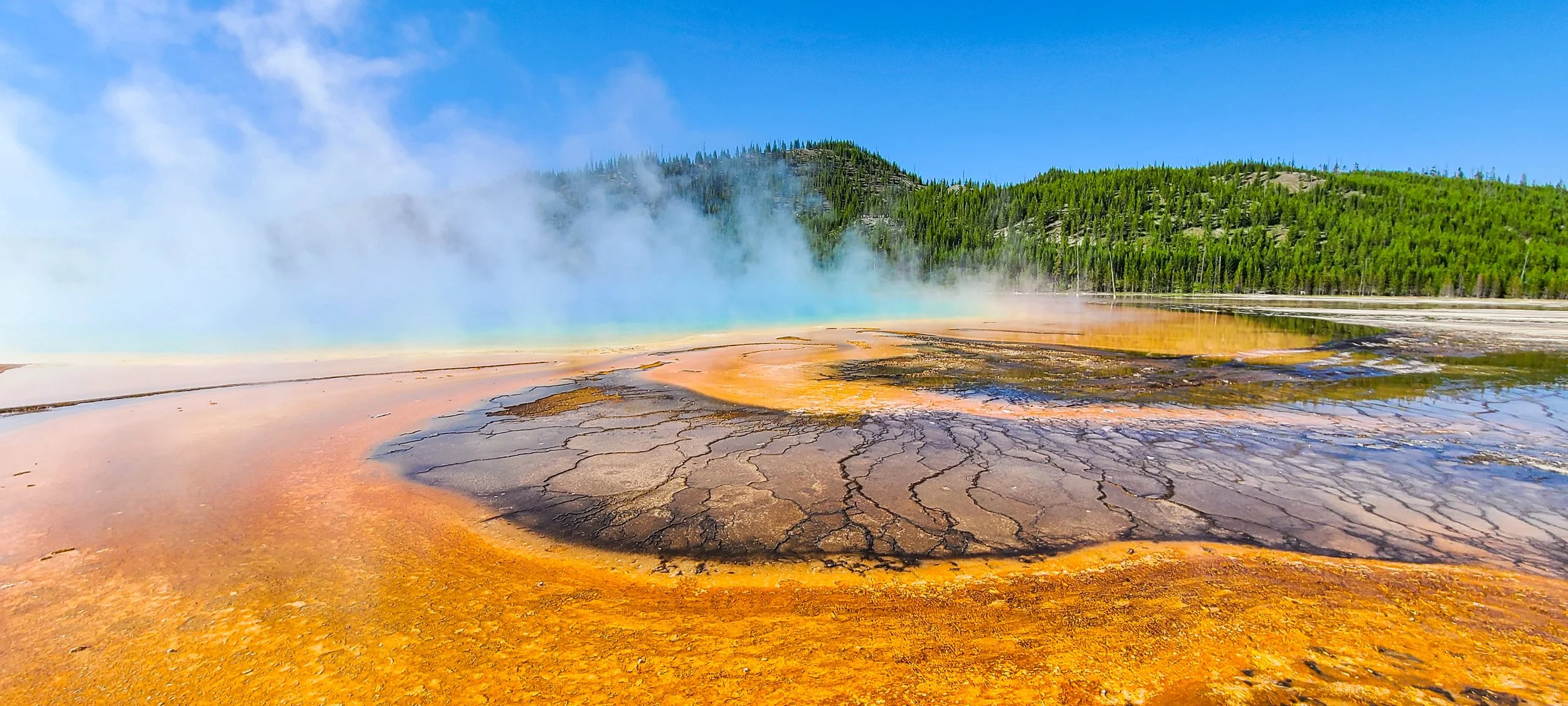 YELLOWSTONE NATIONAL PARK