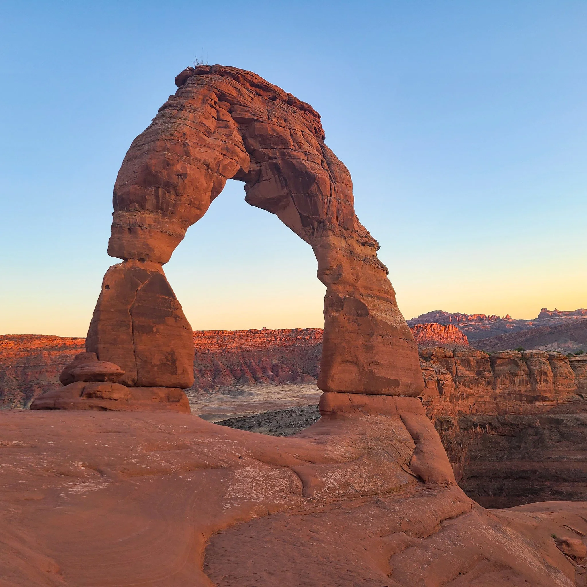 DELICATE ARCH-ARCHES NATIONAL PARK
