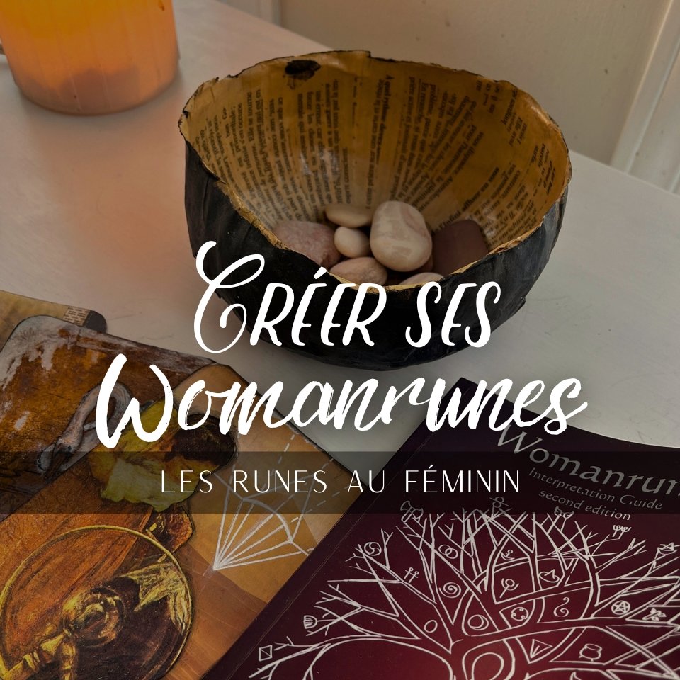 Une coupe faite de papier journal rempli de petites pierres, posée sur un livre intitulé "Les Runes au Féminin" avec une illustration d'un arbre runique sur la couverture.