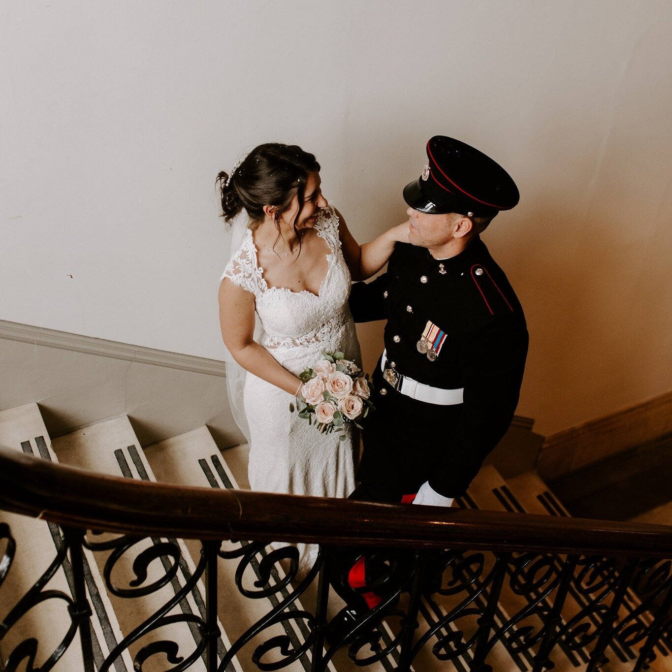 &quot;What a day! Kirsty was thrilled to capture our first wedding of the year for S&amp;B in stunning Winchester. From the emotional first look to the relaxed afternoon tea, it was a beautiful celebration of love.

https://www.sadieosborne.co.uk/
.
