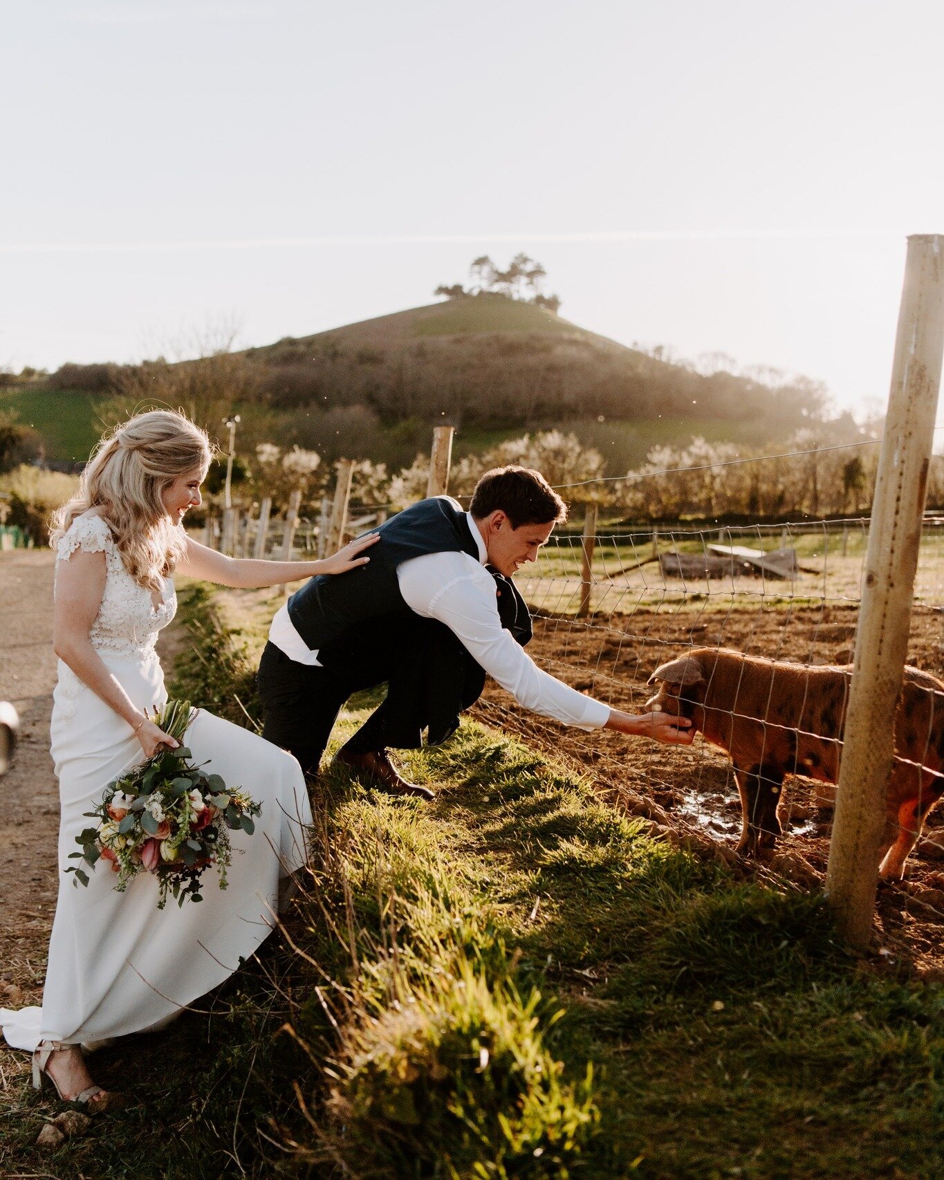 Team SOP are literally a stones throw away from each other today watching and capturing so many wedding dreams come true at 2 of our fave venues.
Sadie doing her thing at @symondsburyestate  and Kirsty back at the awesome @hopefarmdorset 
Have a fabu