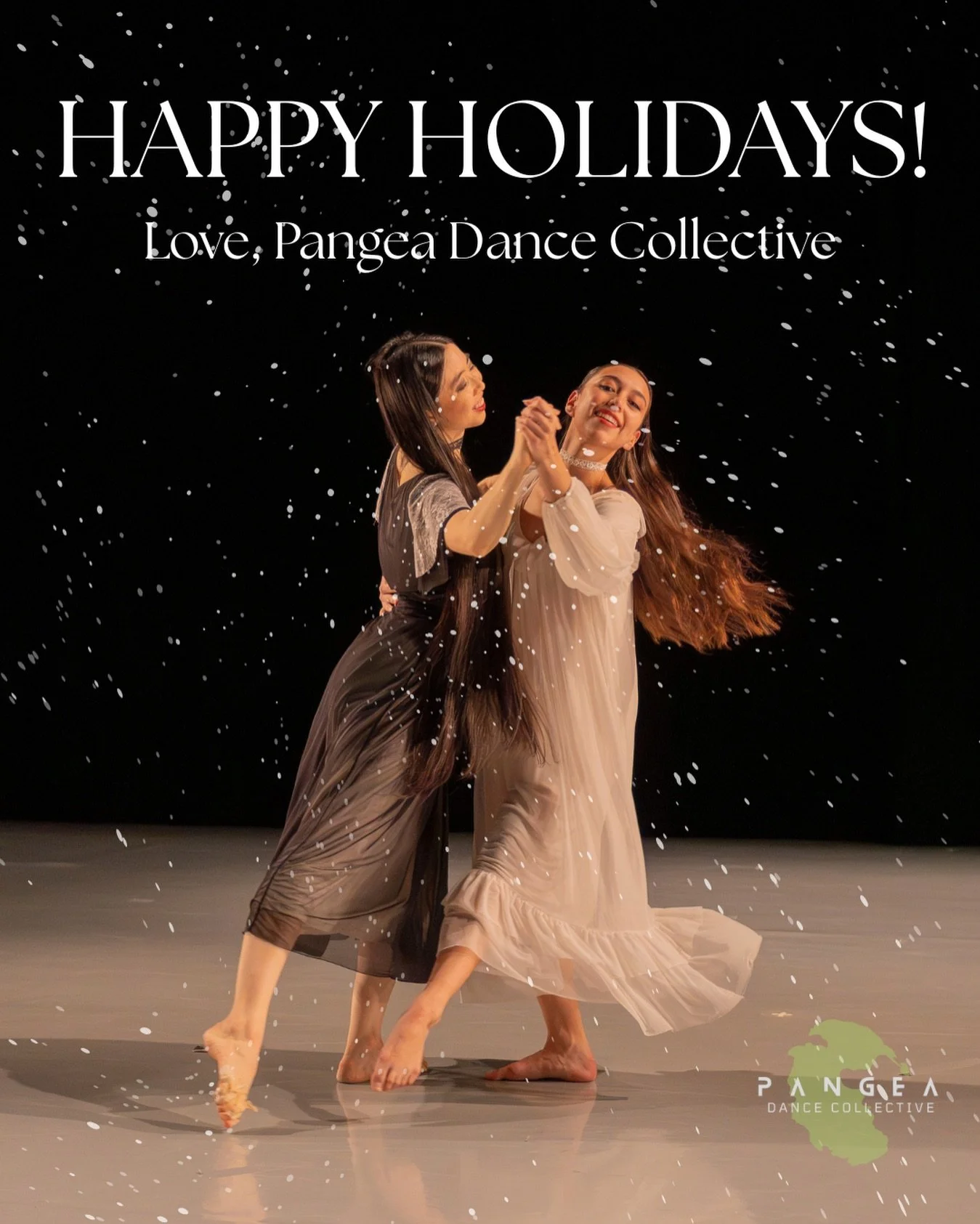 Happy Holidays from all of us here at Pangea Dance Collective ❄️! We hope you are relaxing, enjoying good food, and most of all - dancing with your loved ones 💚✨! 

📸: @taylornicole.c 
👯&zwj;♀️: @reese.maee @clairefreckles23 

#pangeadancecollecti