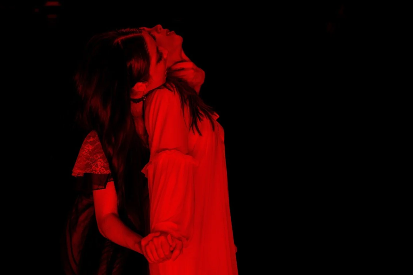 Some intimate moments from the end of &ldquo;Carmilla&rdquo; Act 1, captured beautifully by @taylornicole.c🩸🔥 Under the safe cover of darkness, Carmilla &amp; Laura give in to their deepest passions and desires 🌙. 

Stay turned for more exclusive 