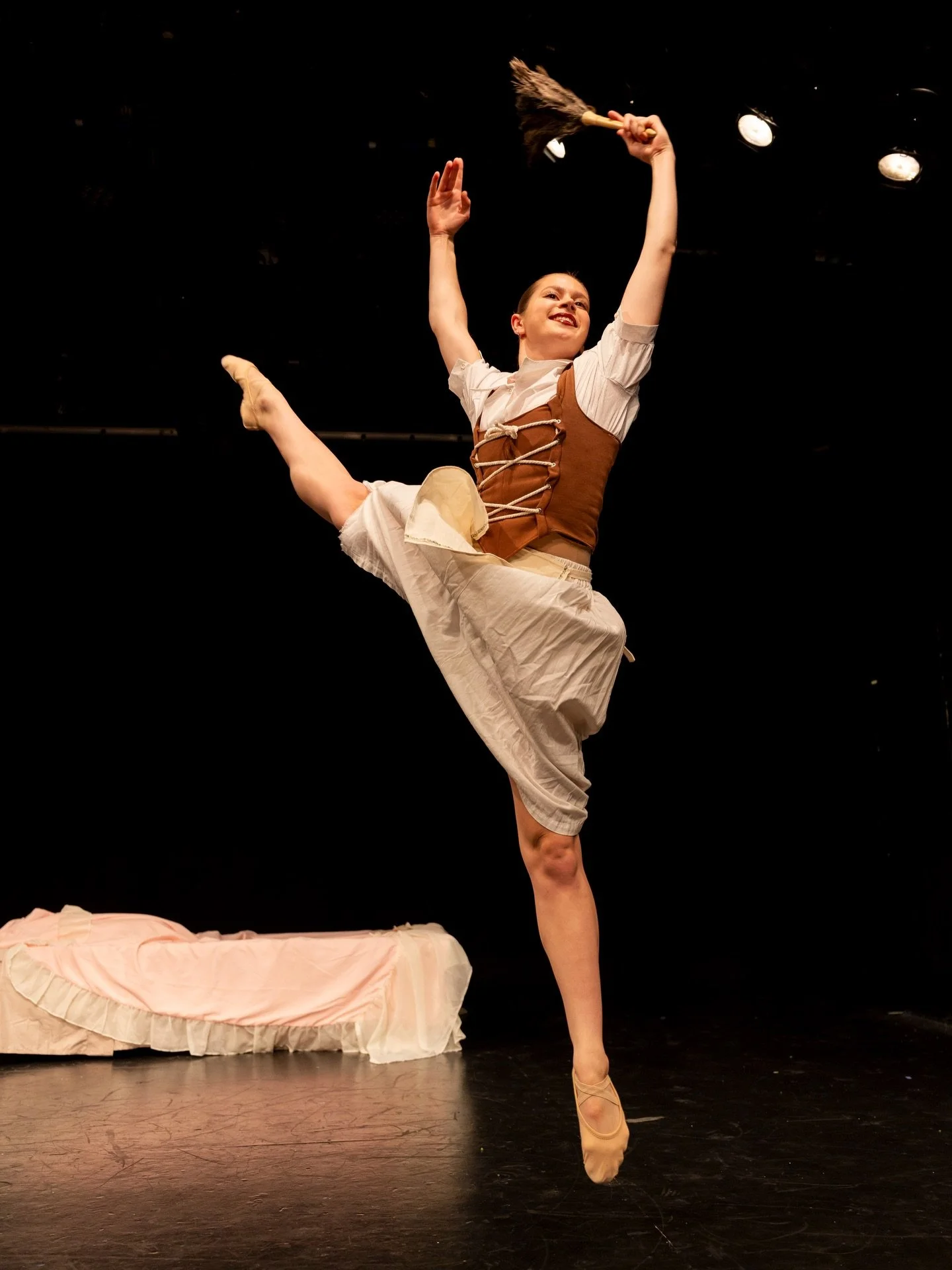 A moment for the maids 🤩!! When they&rsquo;re not dusting, they&rsquo;re solving mysteries, lifting spirits, and training to defend their home from vampires🧹🧼. Madame Perrodon and Mademoiselle de la Fontaine are always a delight 🥰. 

Stay tuned f