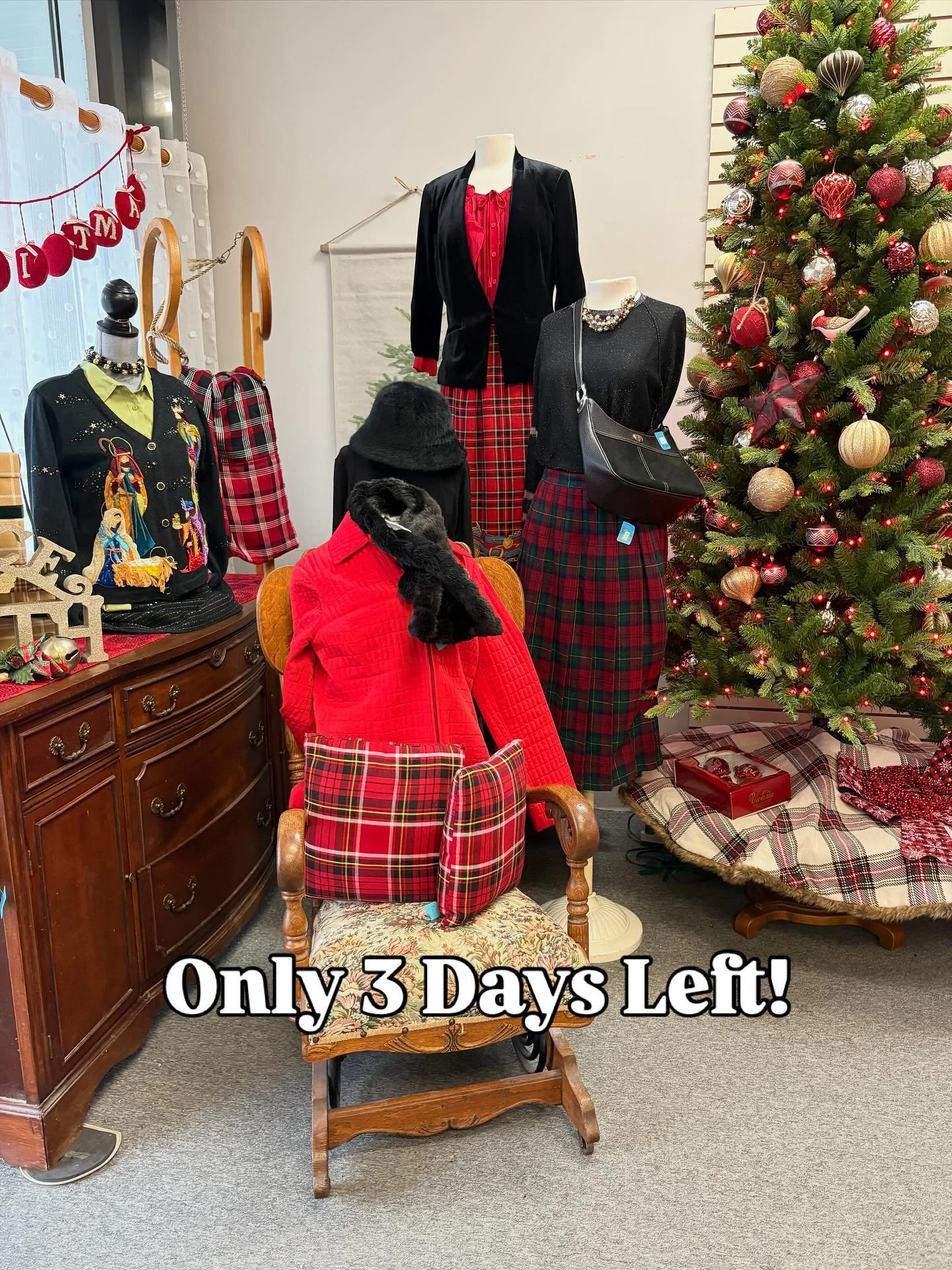Have you shopped at&nbsp;our nonprofit boutique store in Snohomish&nbsp;for the annual Christmas Market? 🎄

This 6-day holiday event&nbsp;is at the HALFWAY&nbsp;point&mdash;it&nbsp;ends Saturday!

💫 Deck the halls of your home with charming decor, 