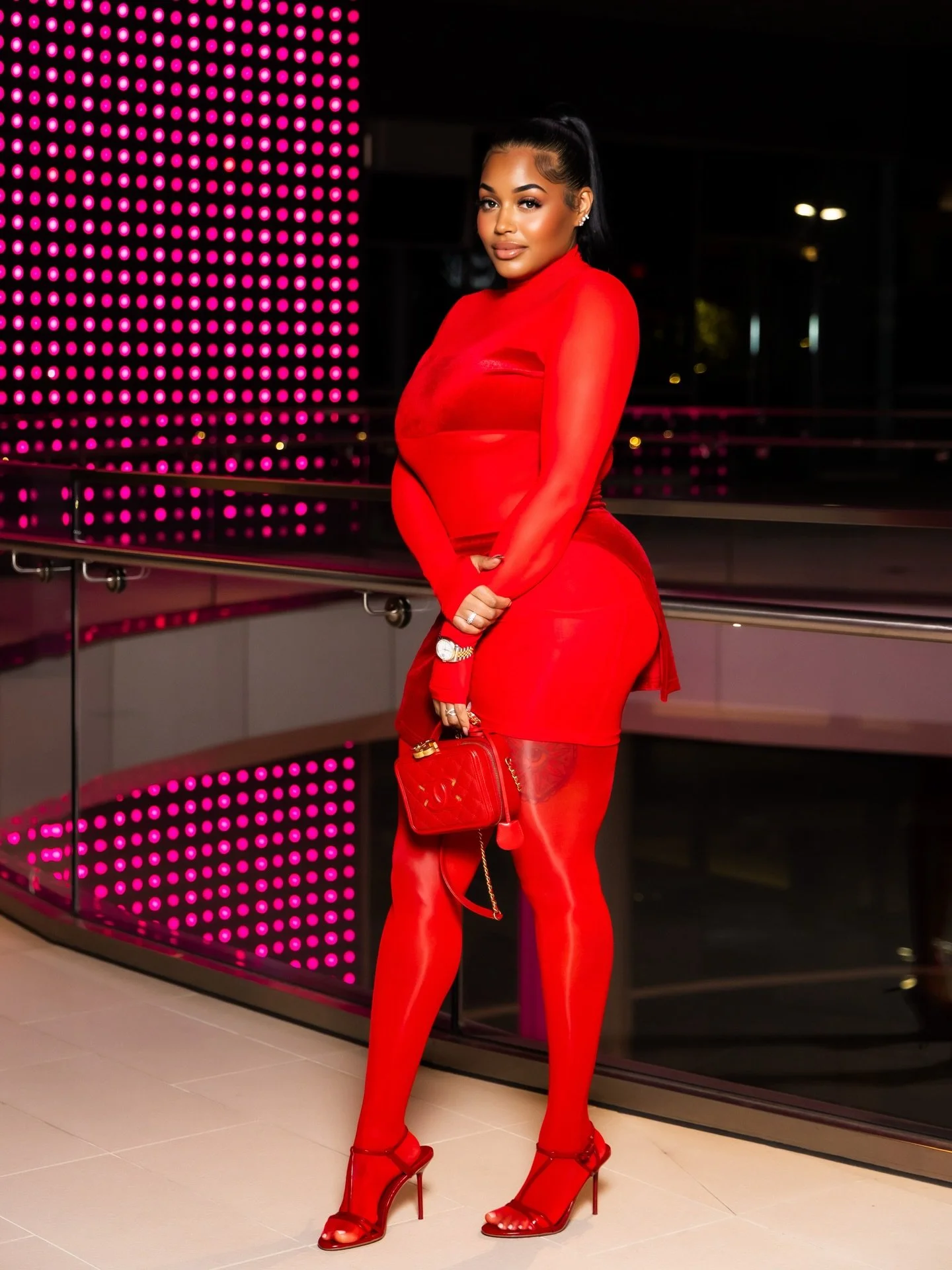 I&rsquo;m the love I&rsquo;ve been waiting for&hellip; soft, chosen, and overflowing. The way I love myself sets the standard for the life that comes back &hearts;️🌹