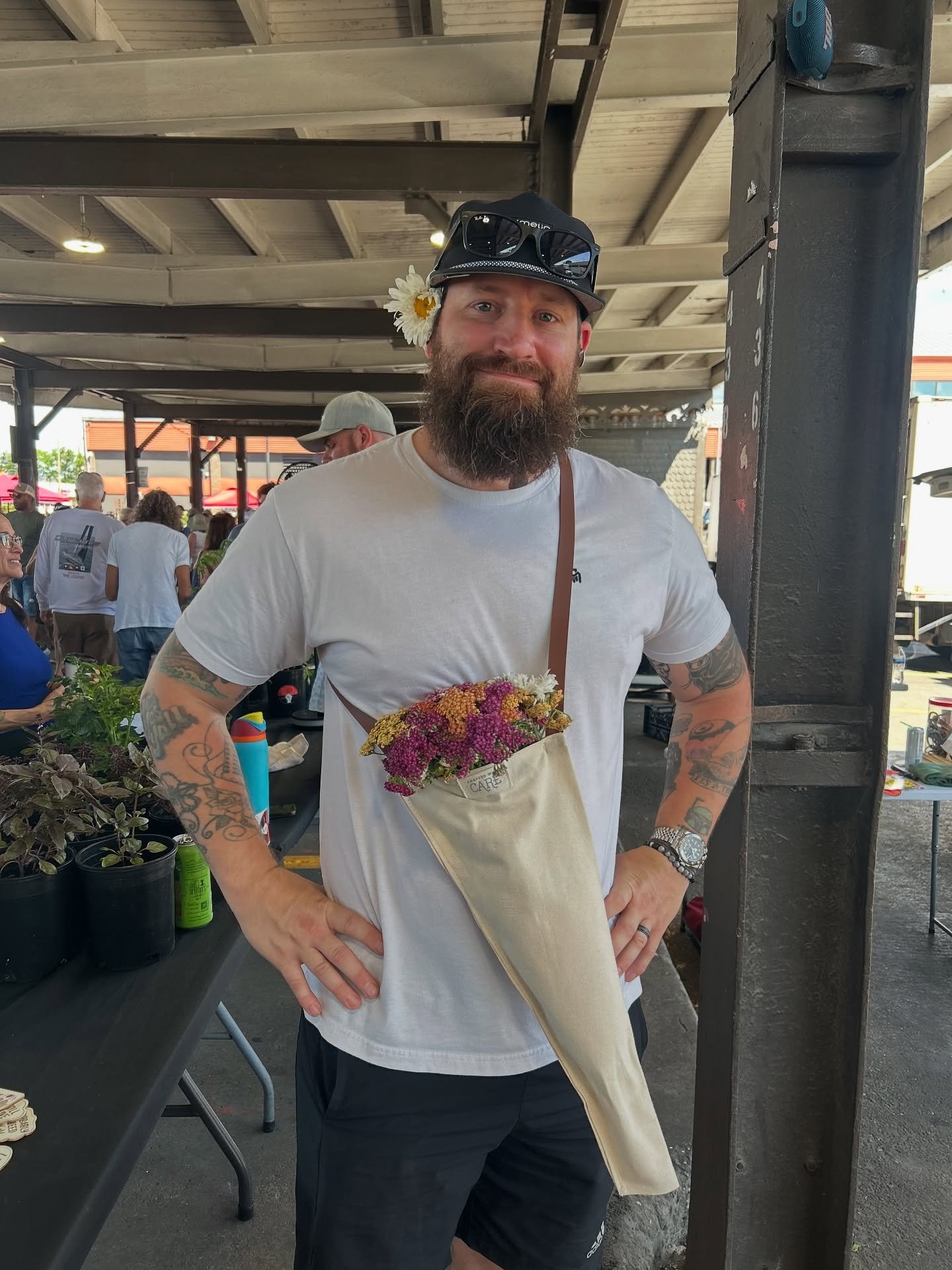 The Plant Moms™️ hand-crafted these flower bags just for Eastern Market and sold out fast! So proud of them!